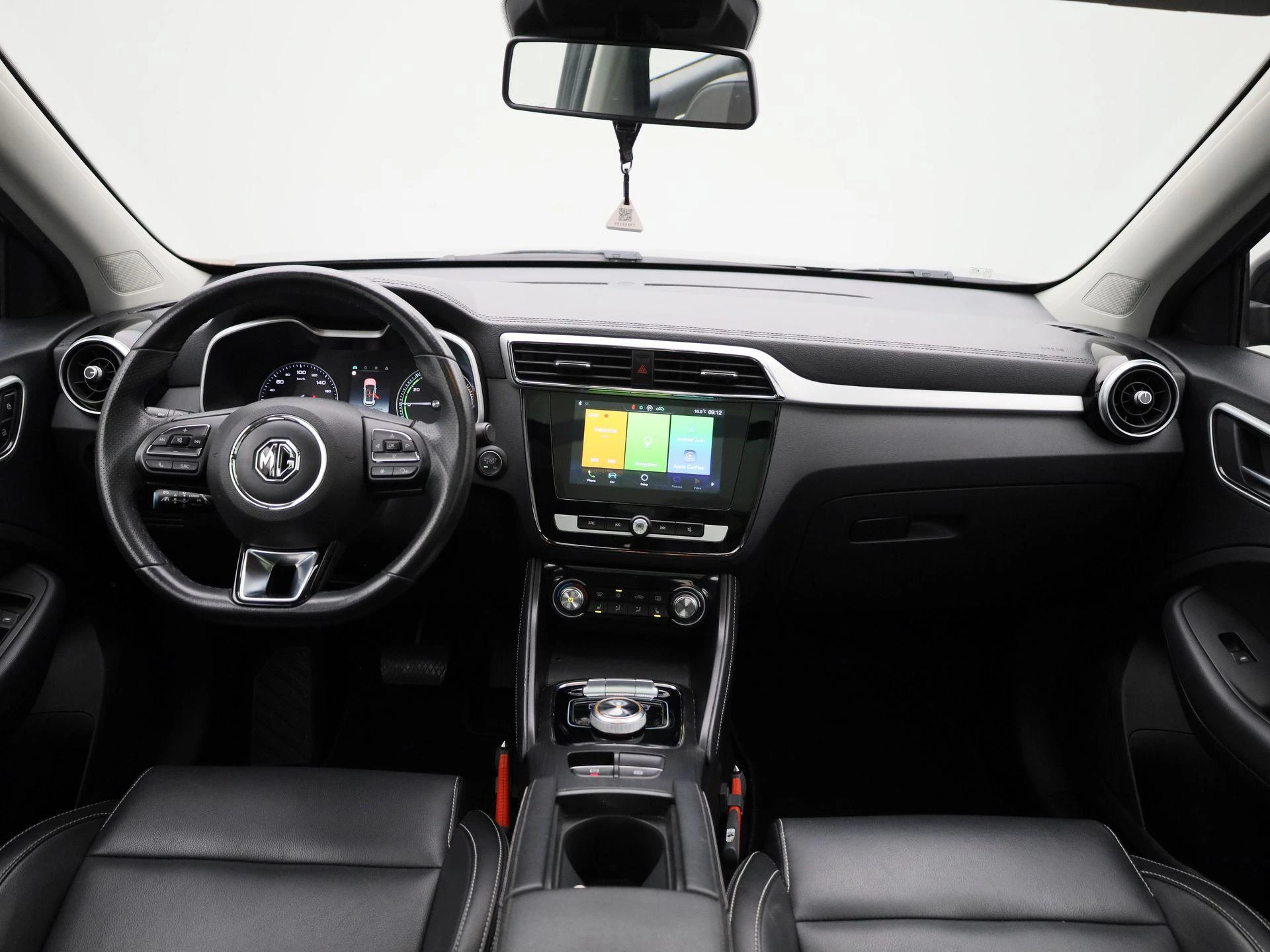 MG-ZS EV-image-37