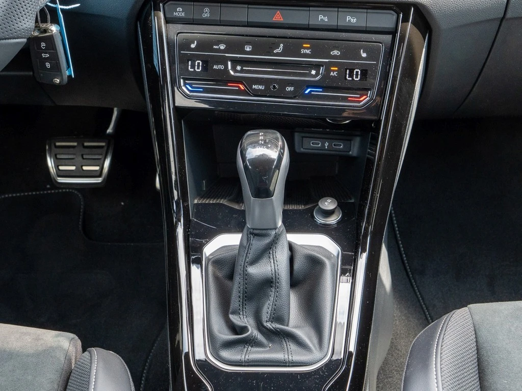 Volkswagen T-Roc 2.0 TDI DSG R-Line AHK, IQ Light, Navi