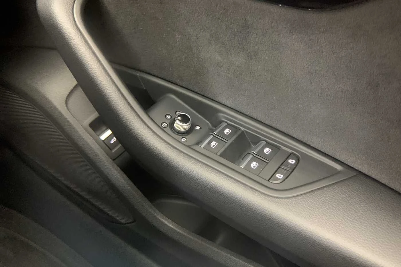 Audi-A4-image-25