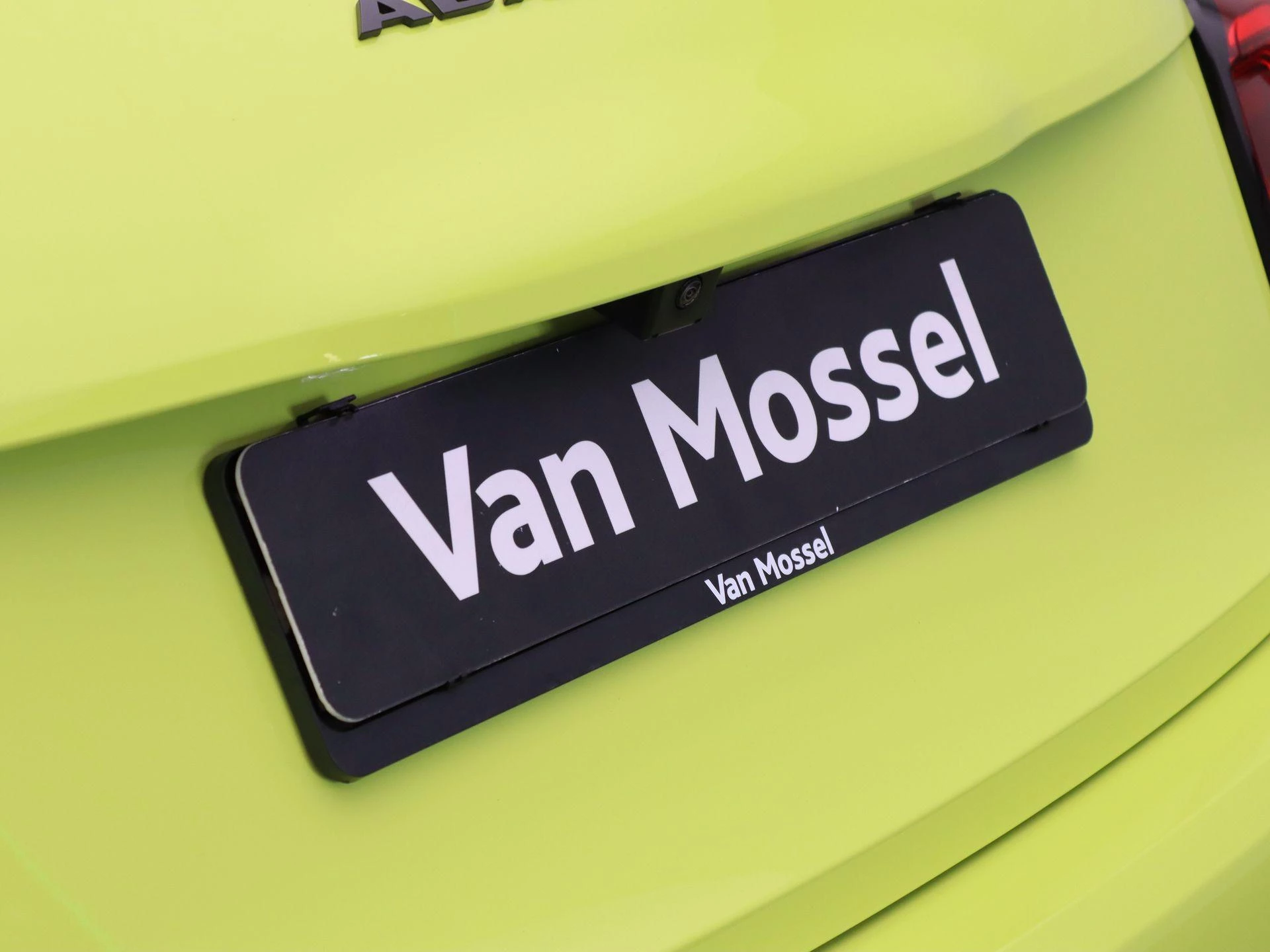 Abarth-500e-image-32