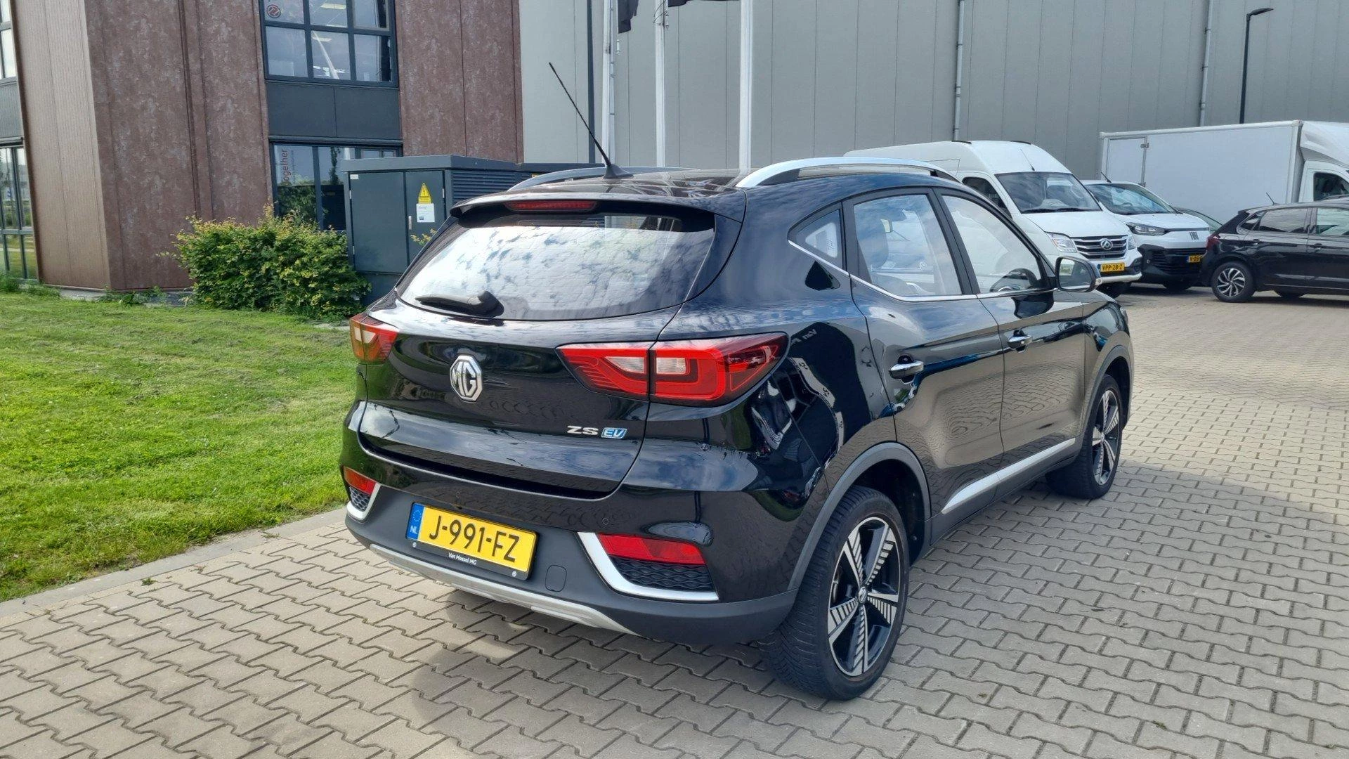 MG ZS EV