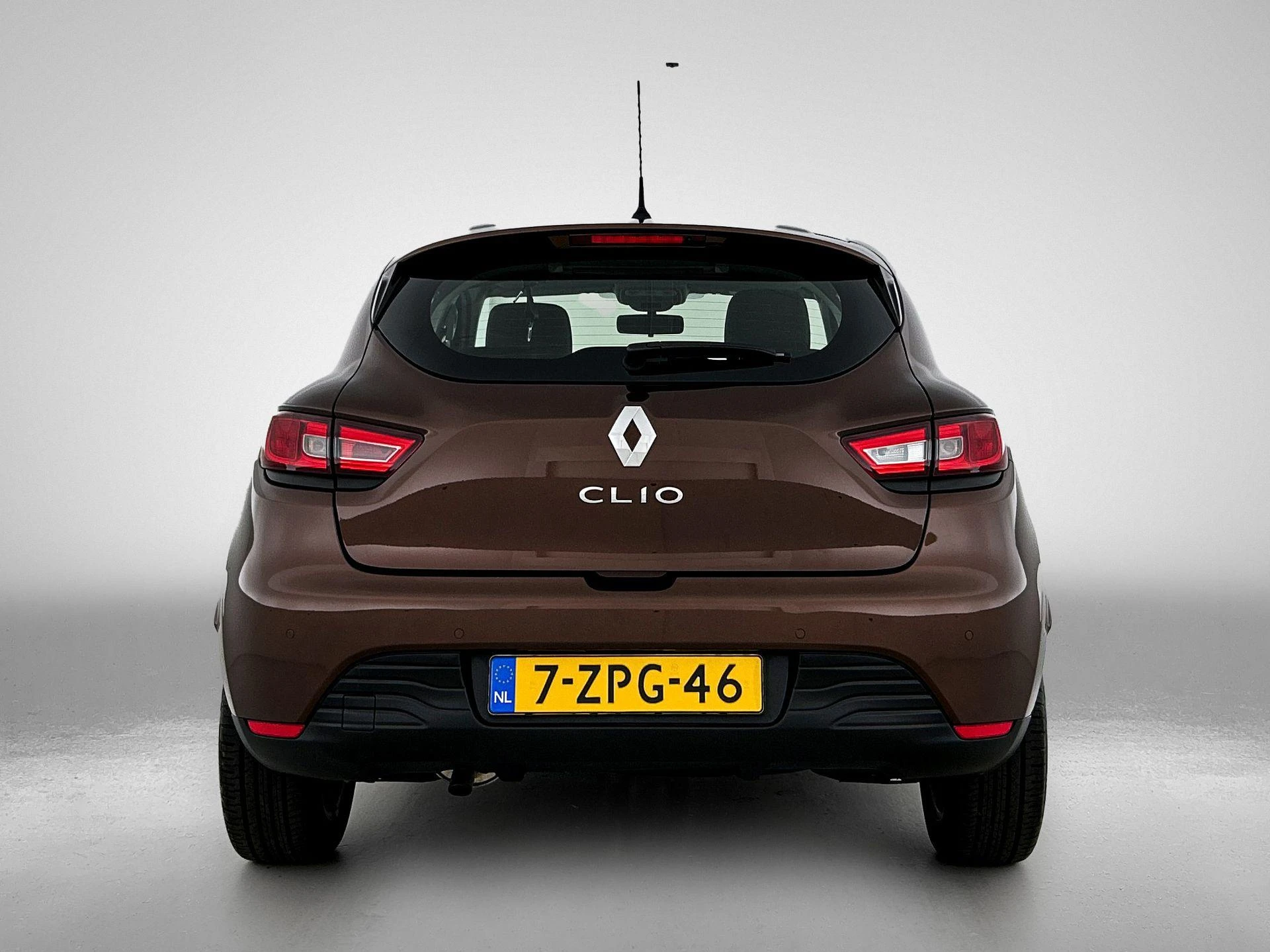 Renault-Clio-image-2