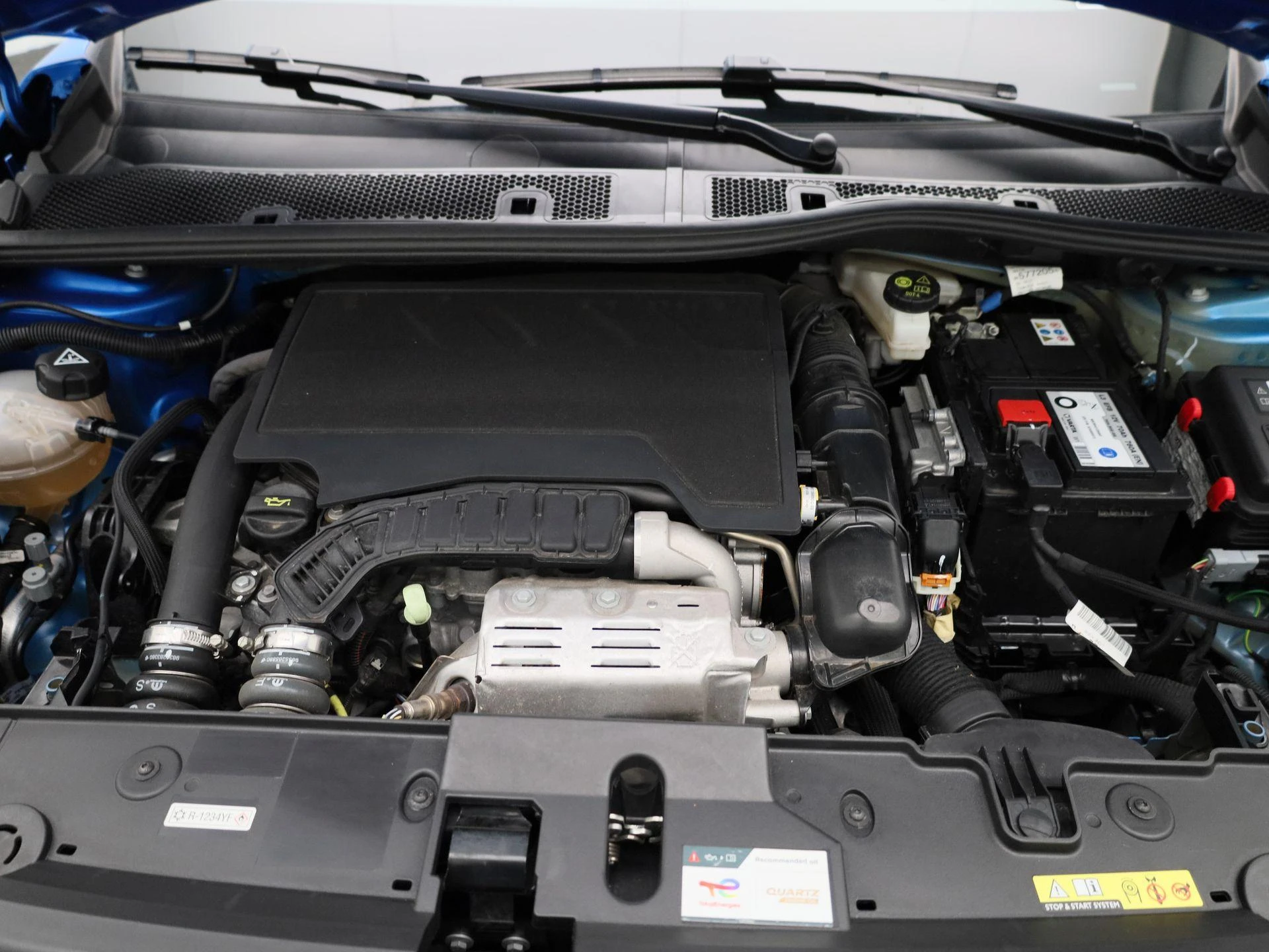 Peugeot 208 - 28