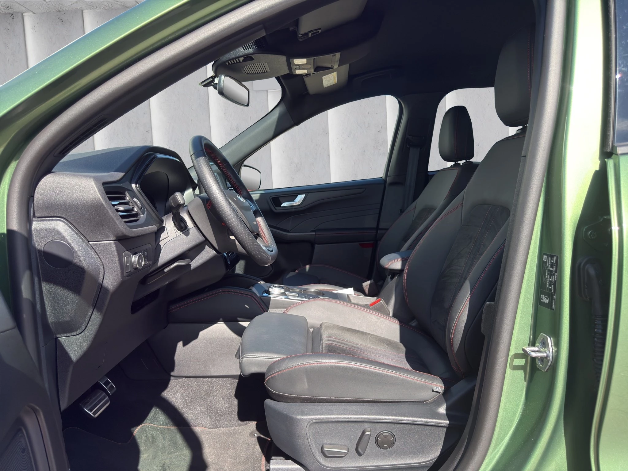 Ford Kuga ST-Line X Aut.*360GRAD*LED-MATRIX*NAVI*GRA*WINTER-PKT.