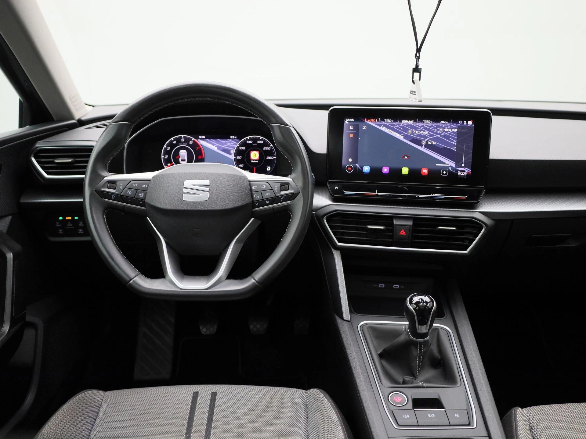 SEAT León