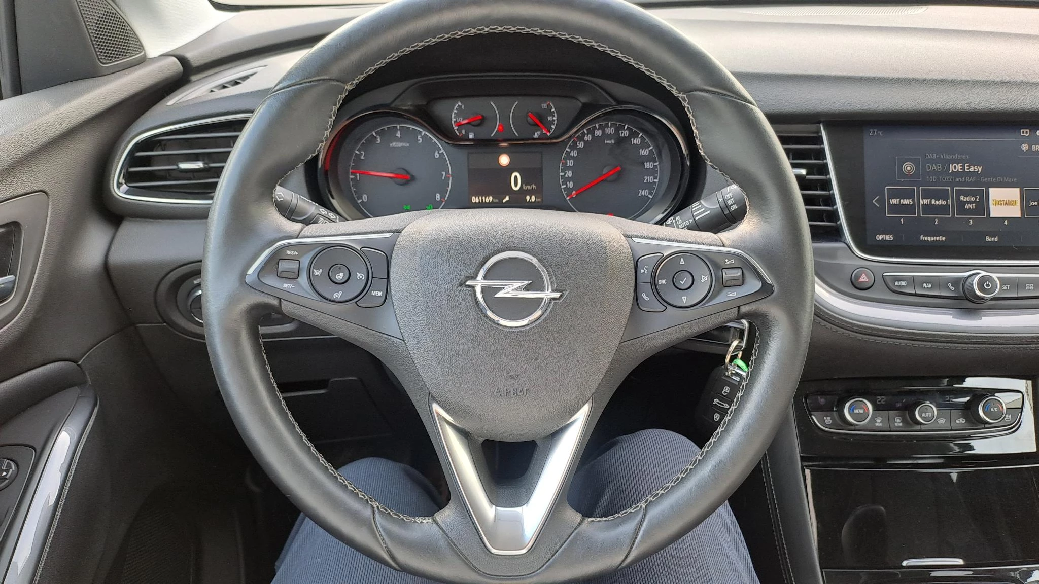 Opel-Grandland X-image-13