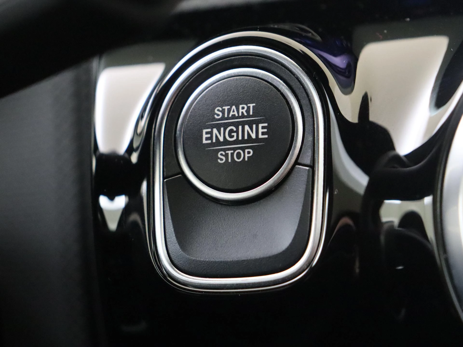 Mercedes-Benz-A-Klasse-image-25