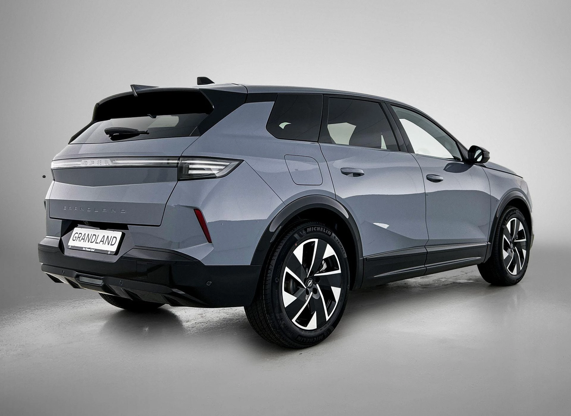 Opel Grandland 1.6 Turbo Plug-in-Hybrid Business Edition