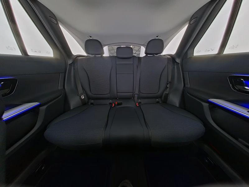 Mercedes-Benz-GLC-image-7