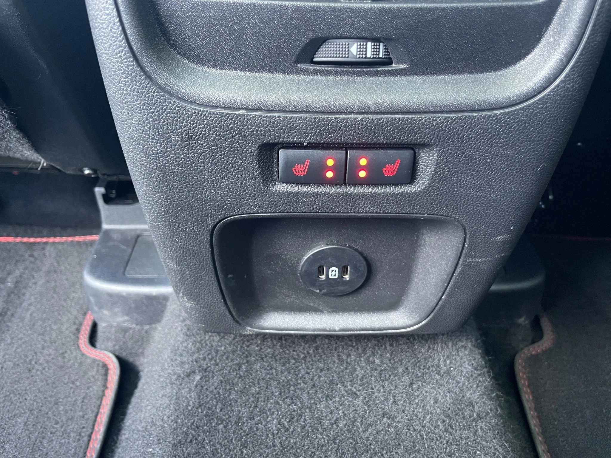 Ford Kuga ST-Line Aut.*PANO*KAM*LED-MATRIX*NAVI*GRA*WINTER-PKT.