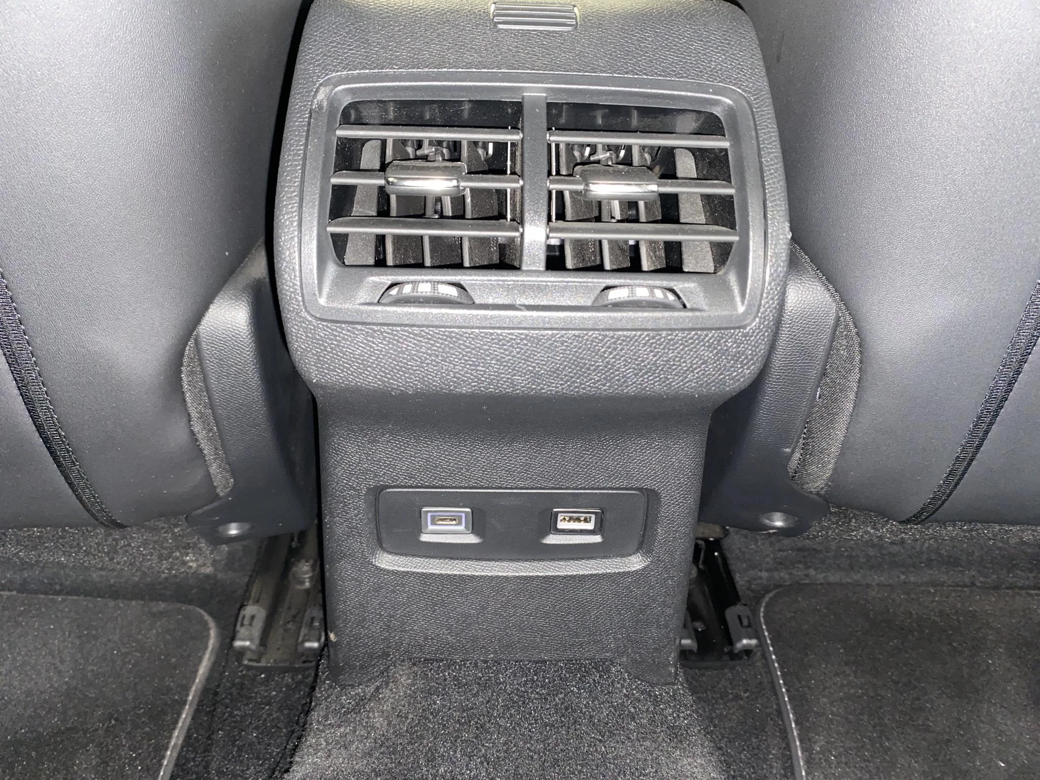 Citroën-ë-C4-image-17