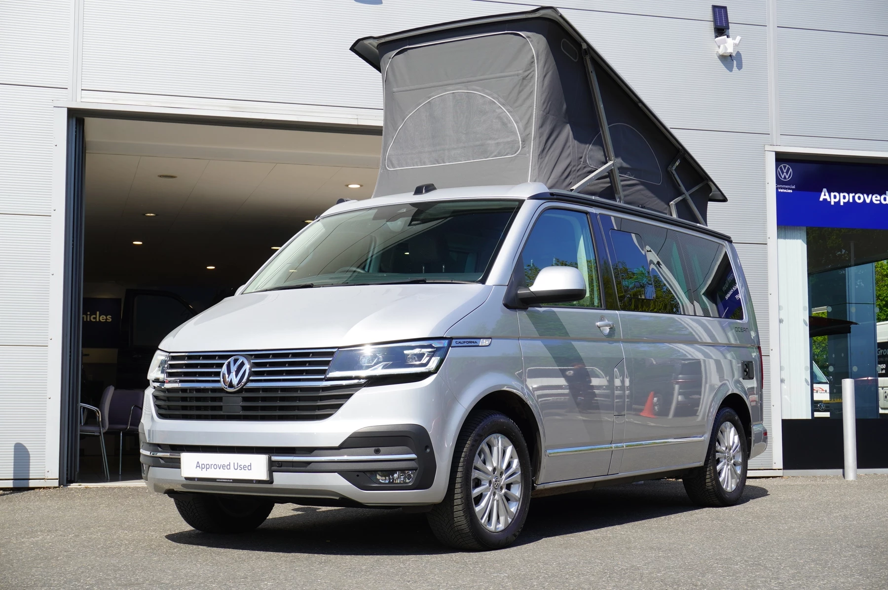 Volkswagen-California-image-19