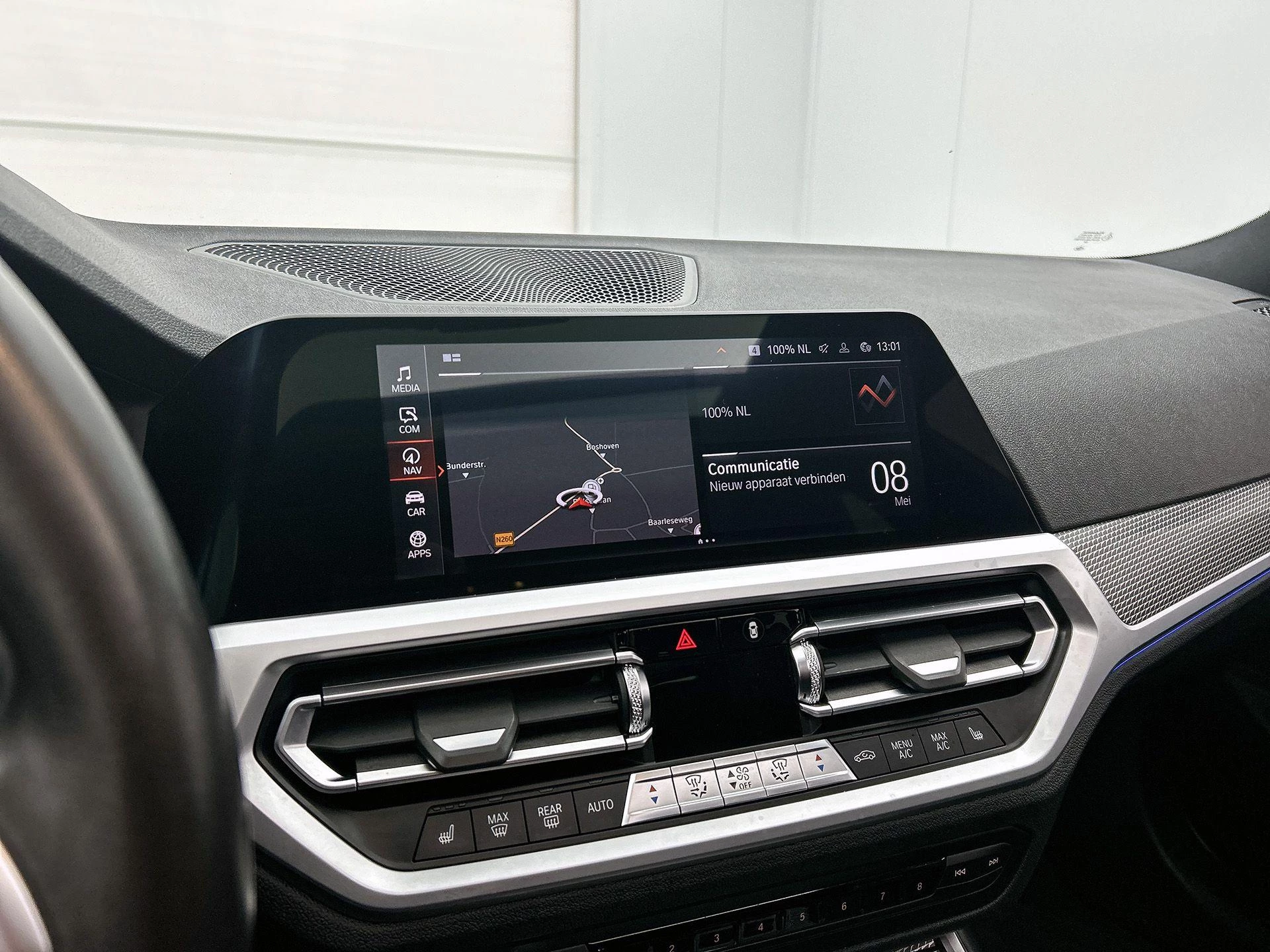 BMW-3 Serie-image-6