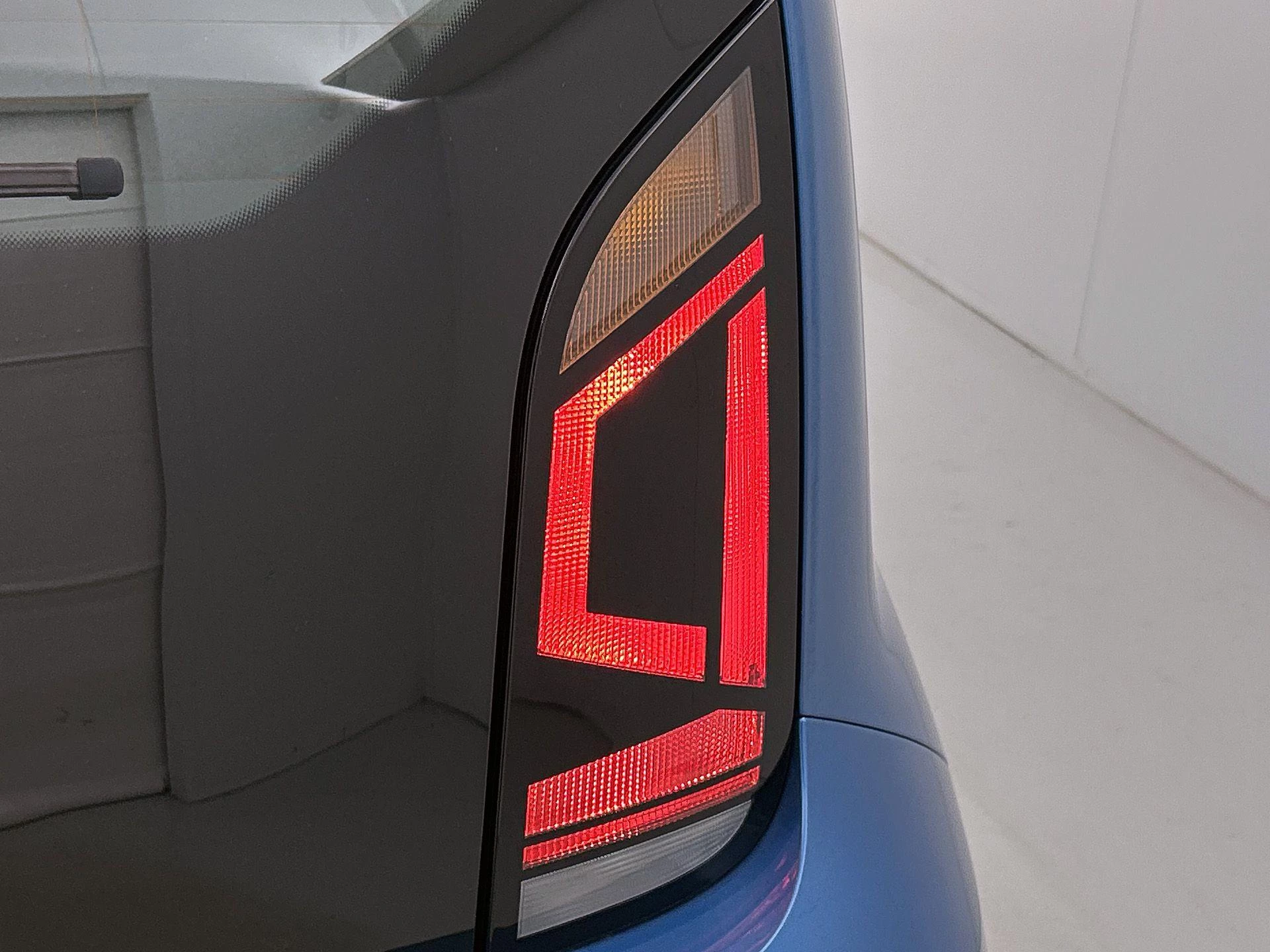 Volkswagen-up!-image-13