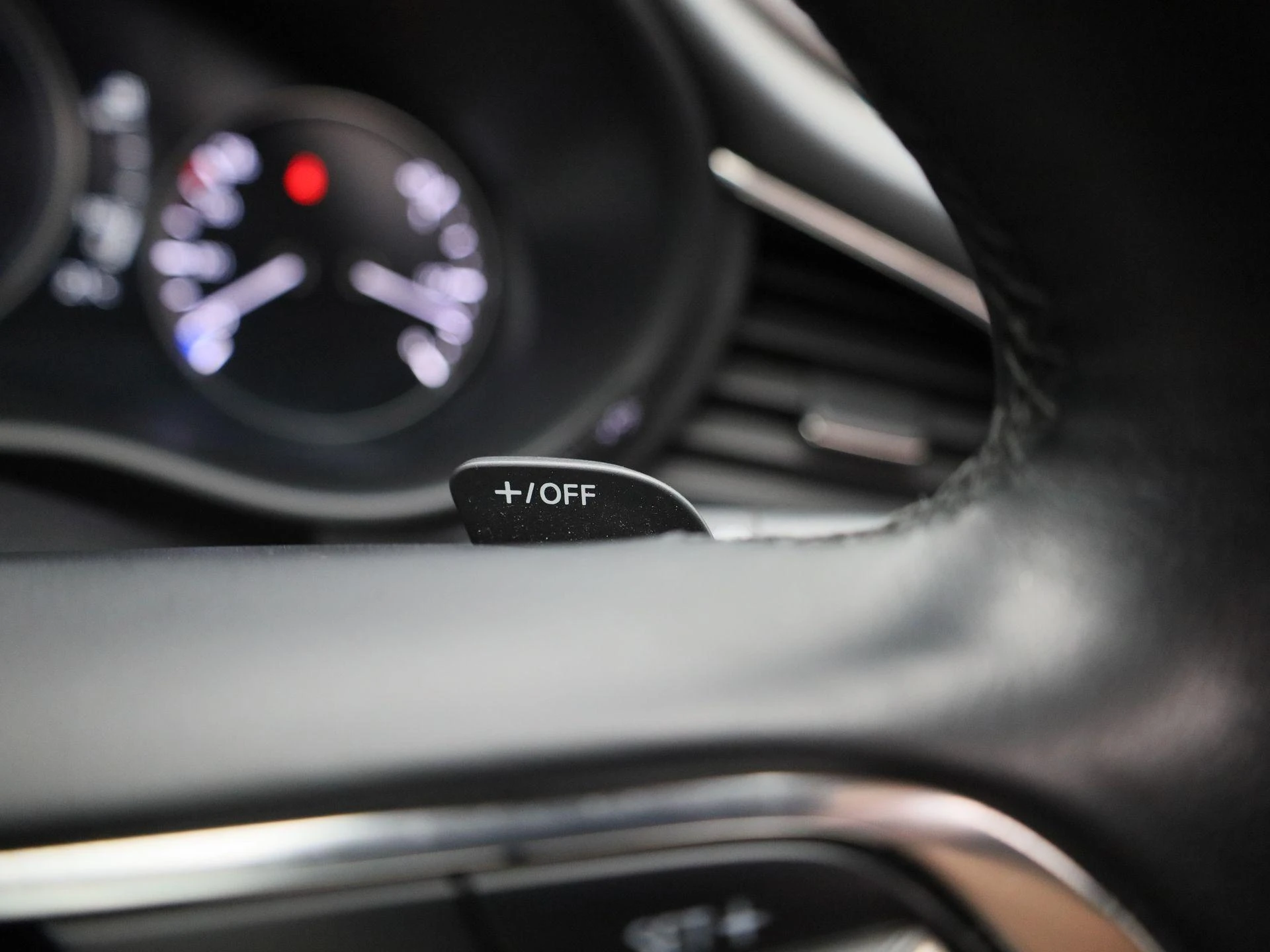 Mazda-CX-30-image-21