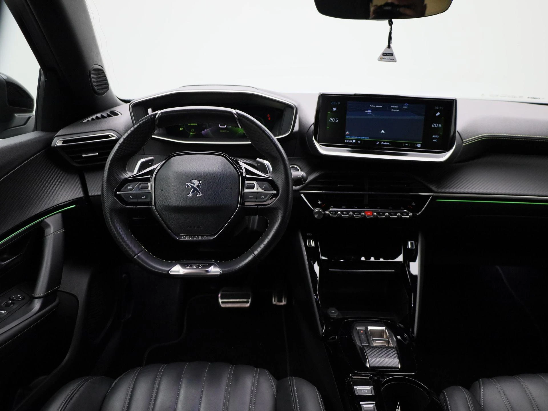 Peugeot-2008-image-6