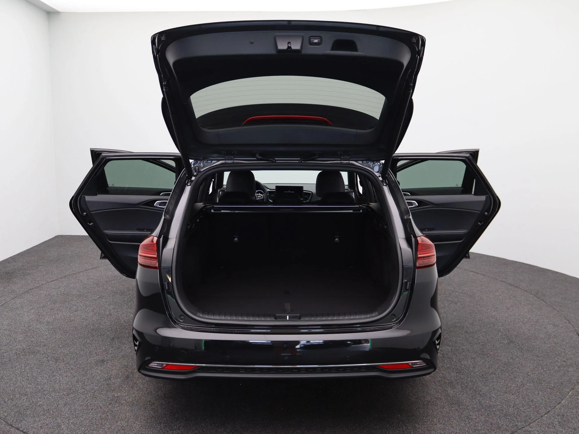 Kia-Ceed Sportswagon-image-12