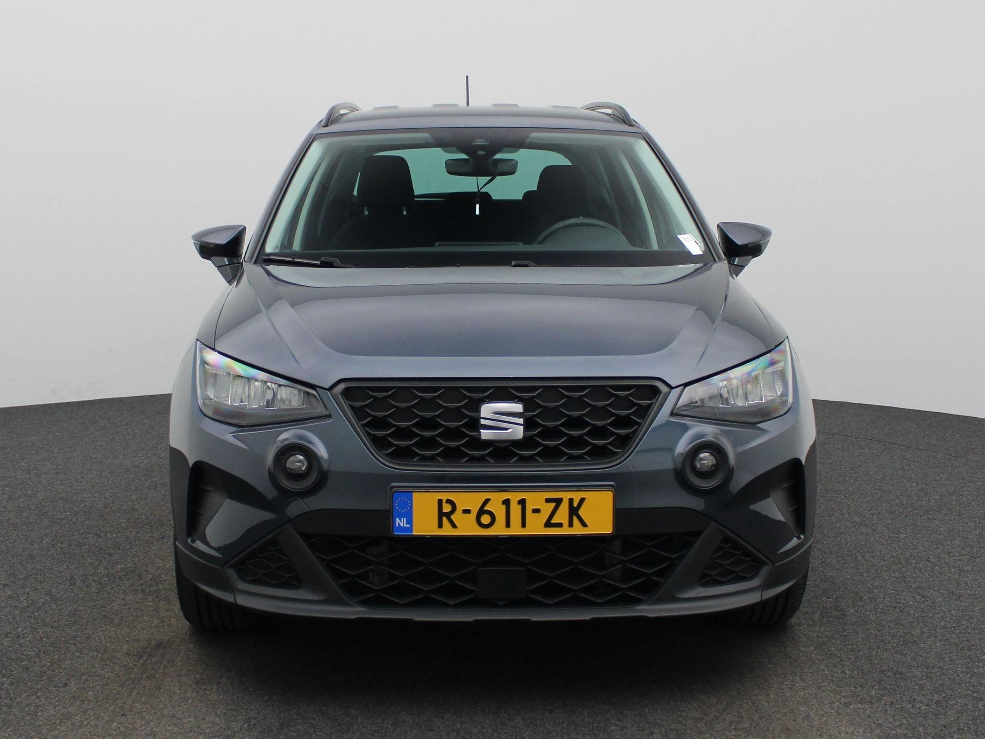 SEAT-Arona-image-2