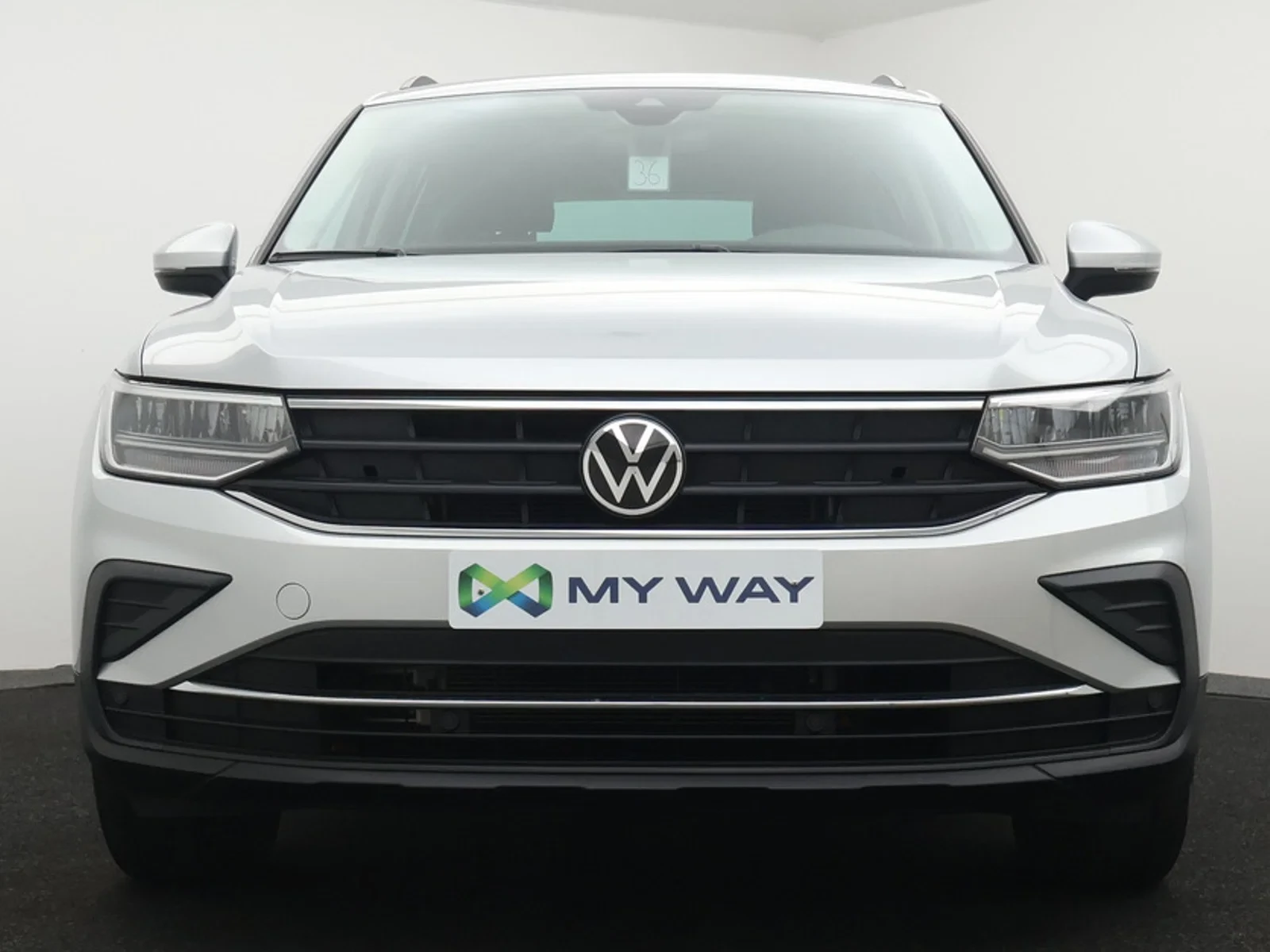 Volkswagen-Tiguan-image-23