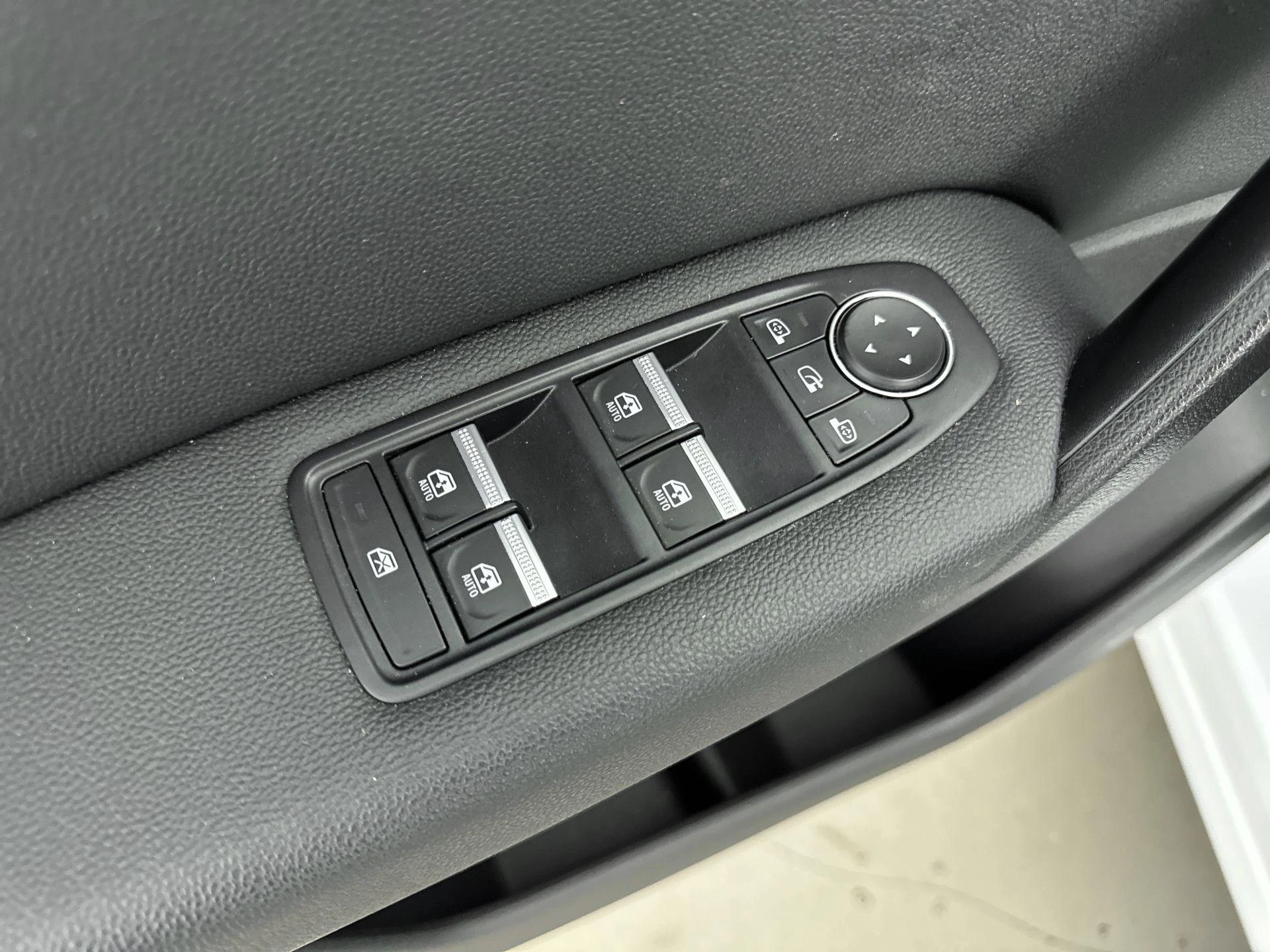 Renault-Captur-image-20