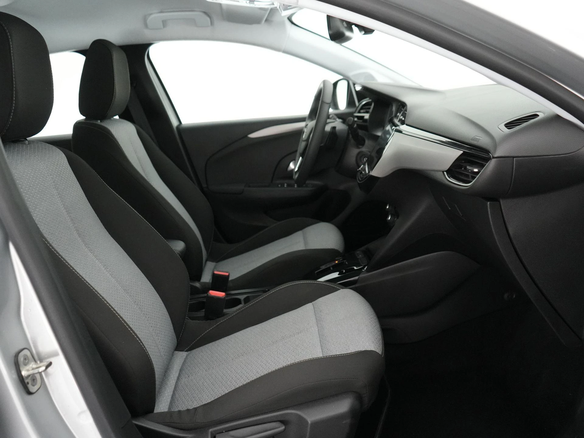 Opel-Corsa-image-11