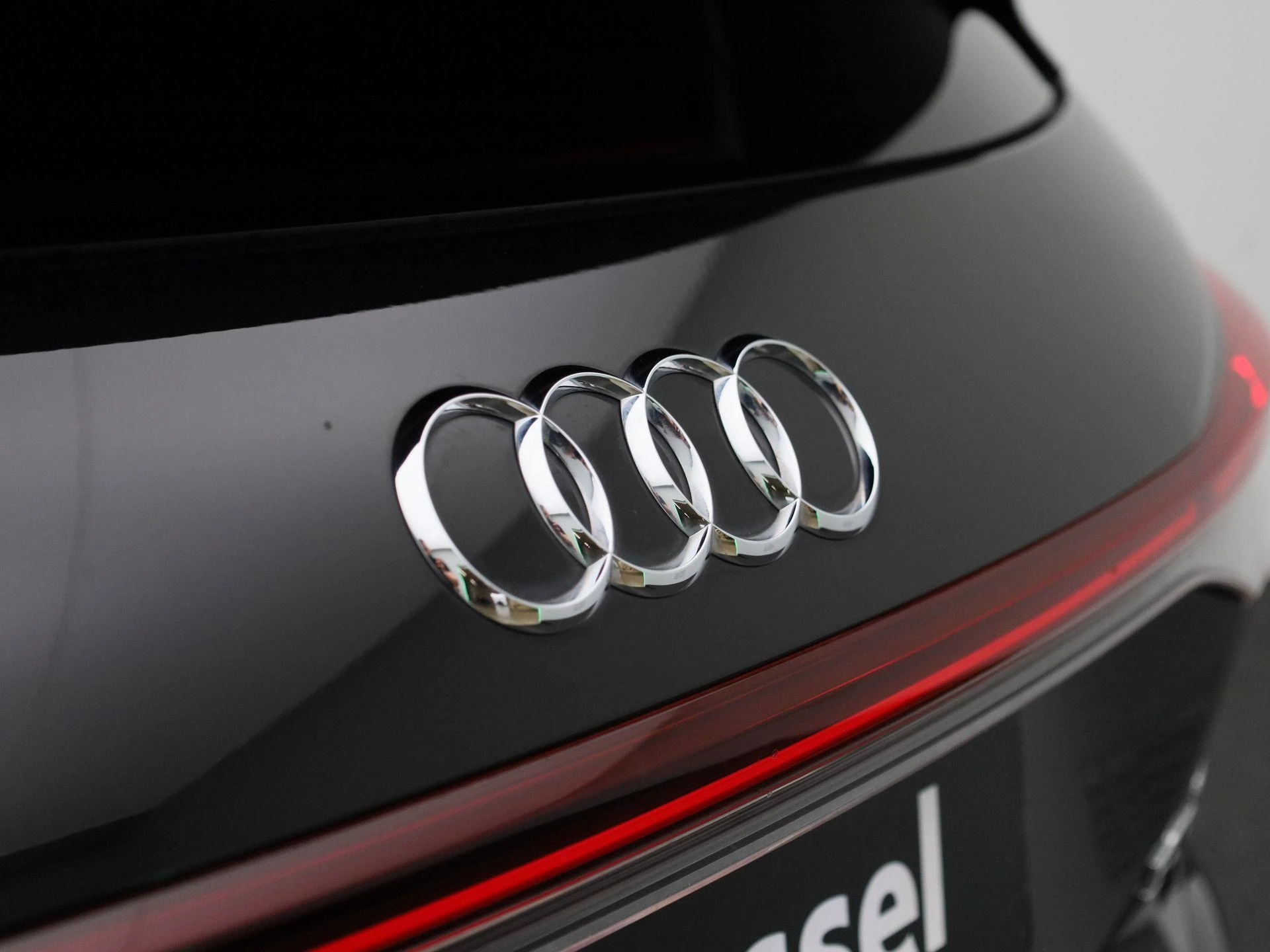 Audi-Q4 Sportback e-tron-image-41