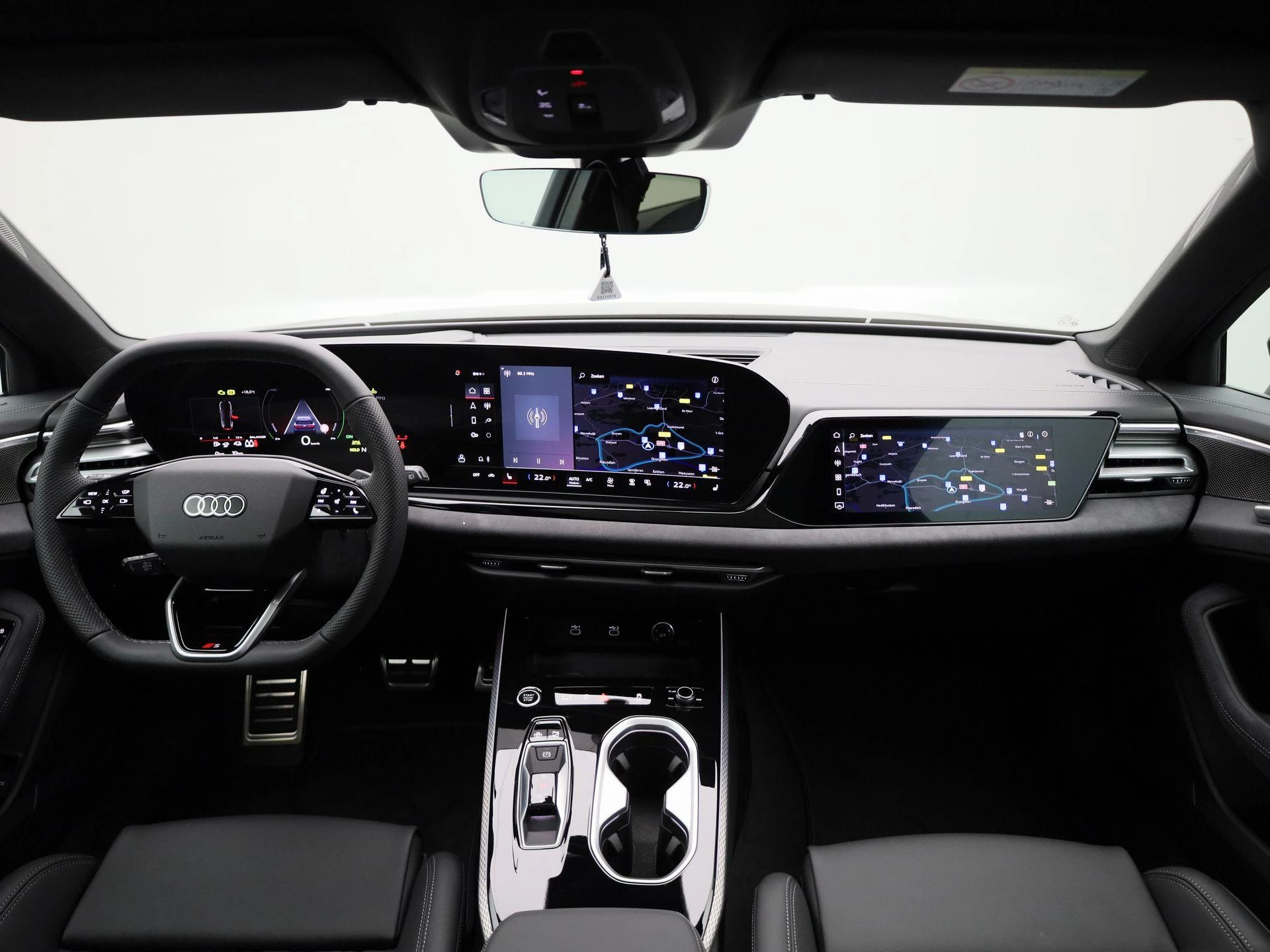 Audi A6 Avant 2.0 e-hybrid quattro S Competition 367 PK