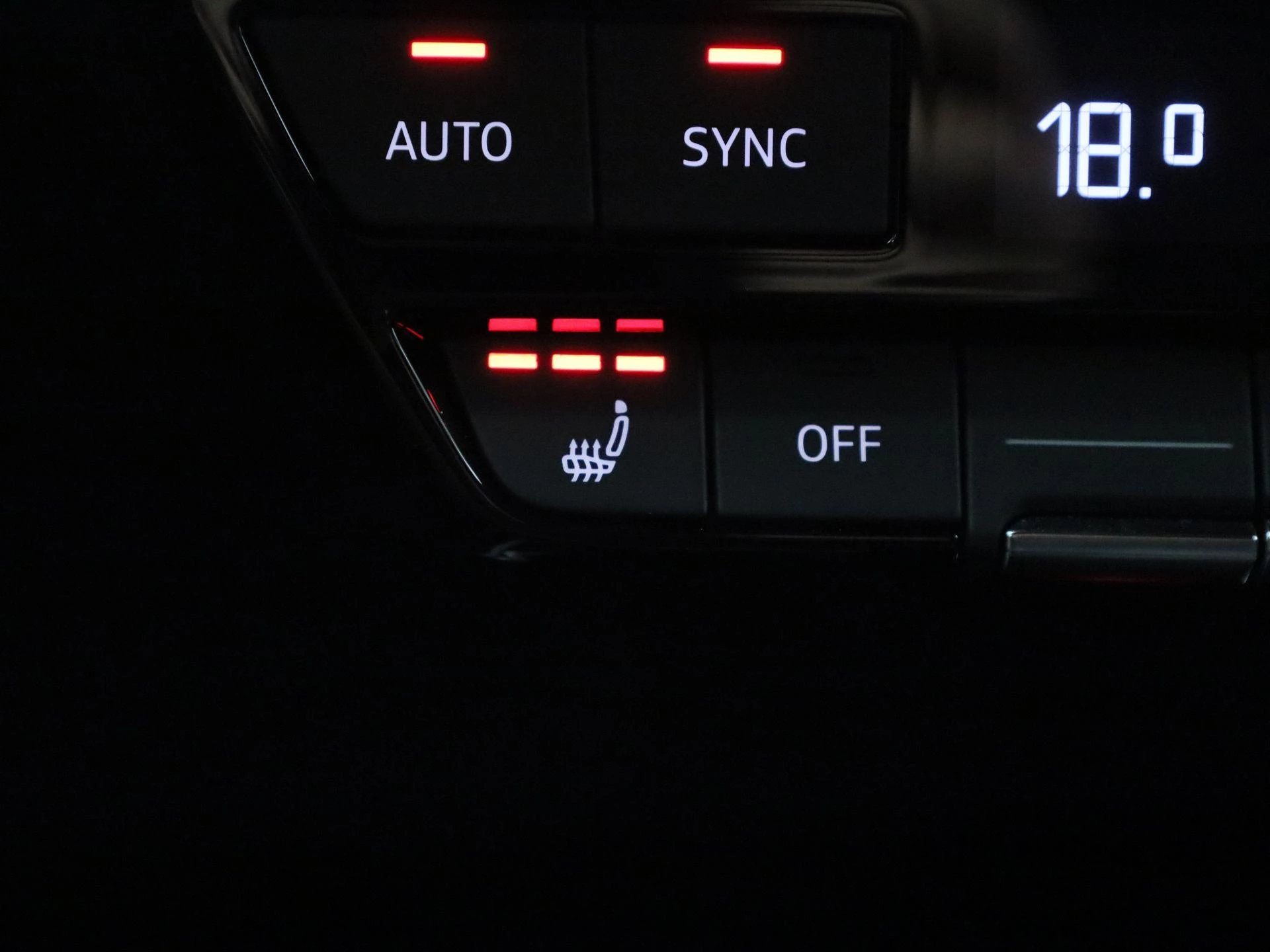 Audi-Q4 e-tron-image-23