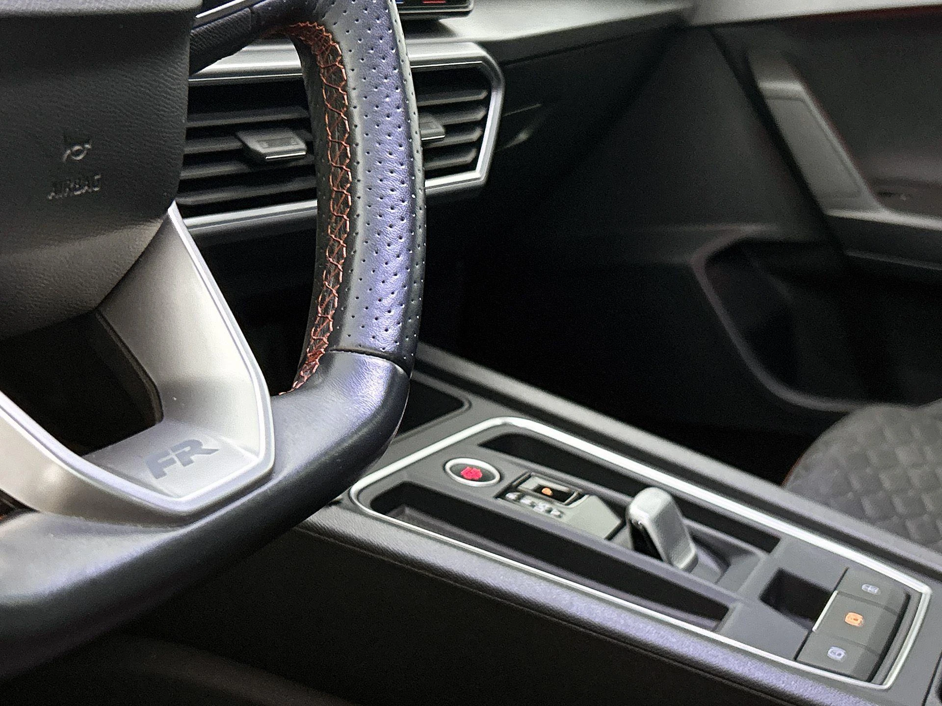 SEAT-Leon-image-9