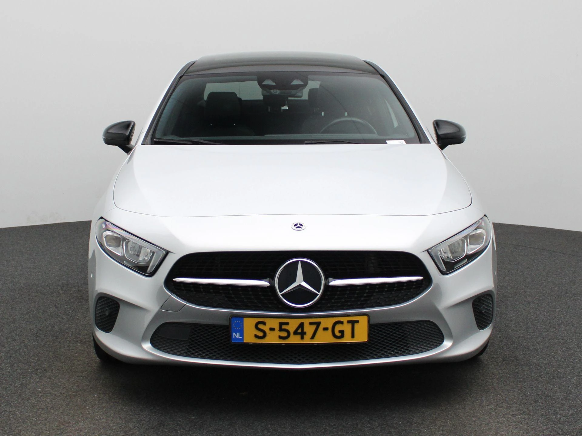 Mercedes-Benz-A-Klasse-image-2