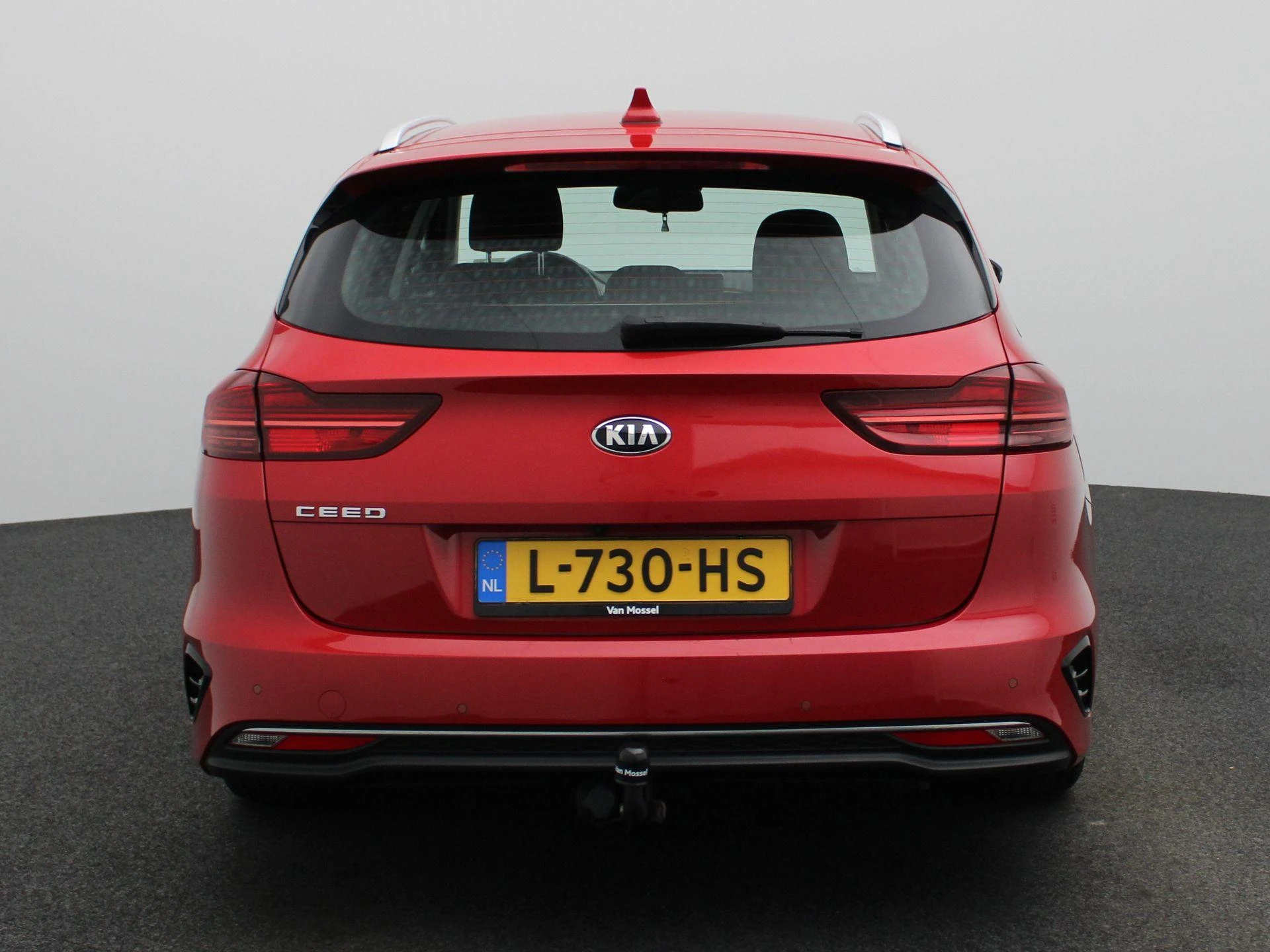 Kia-Ceed Sportswagon-image-4