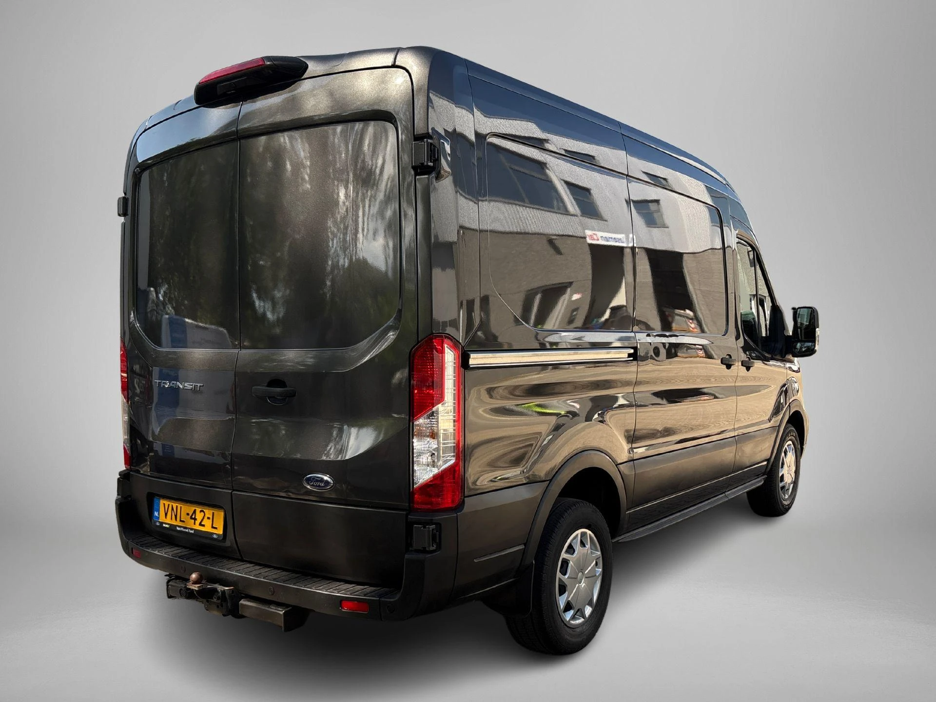 Ford-Transit-image-3