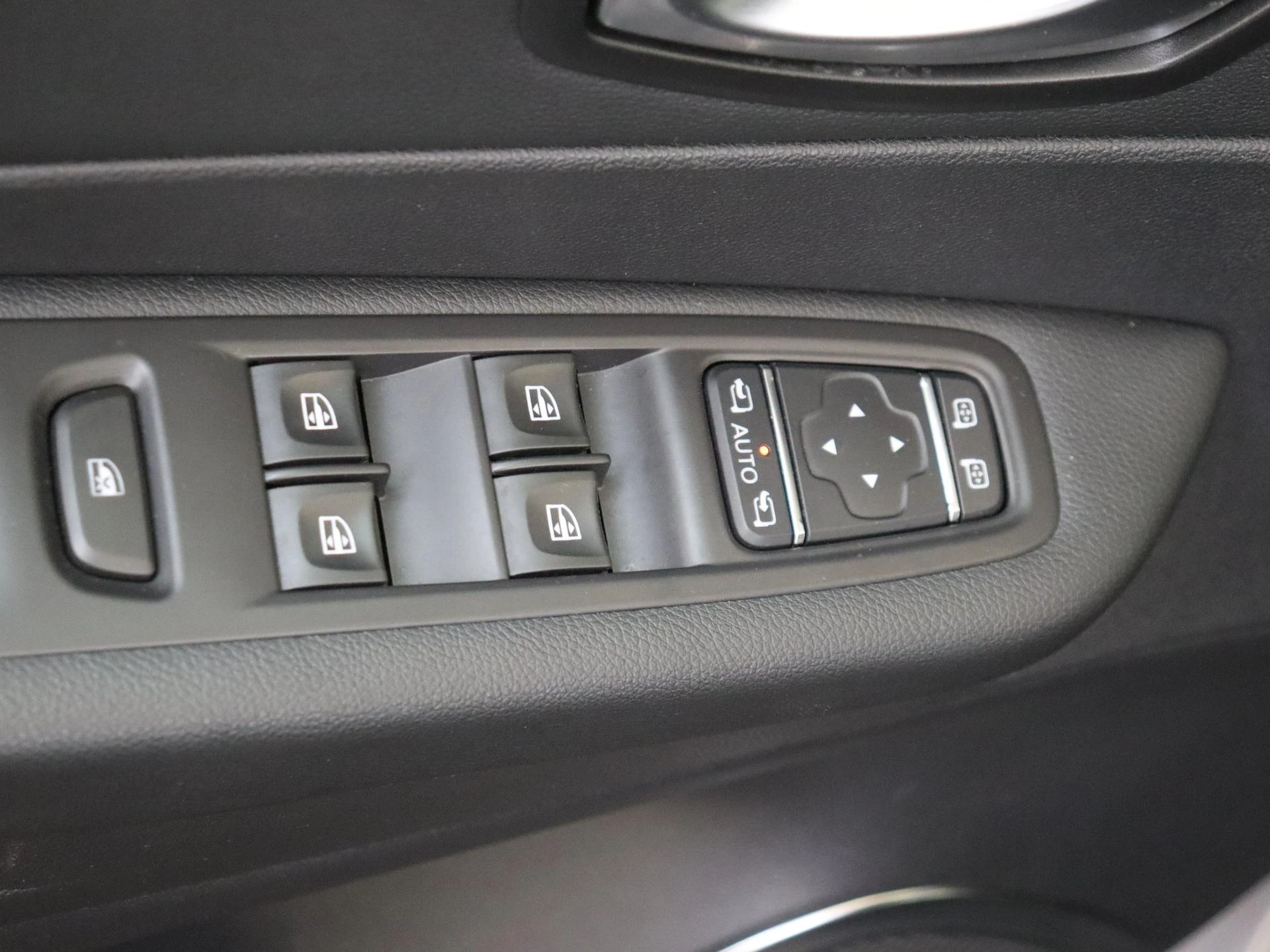 Renault-Captur-image-23