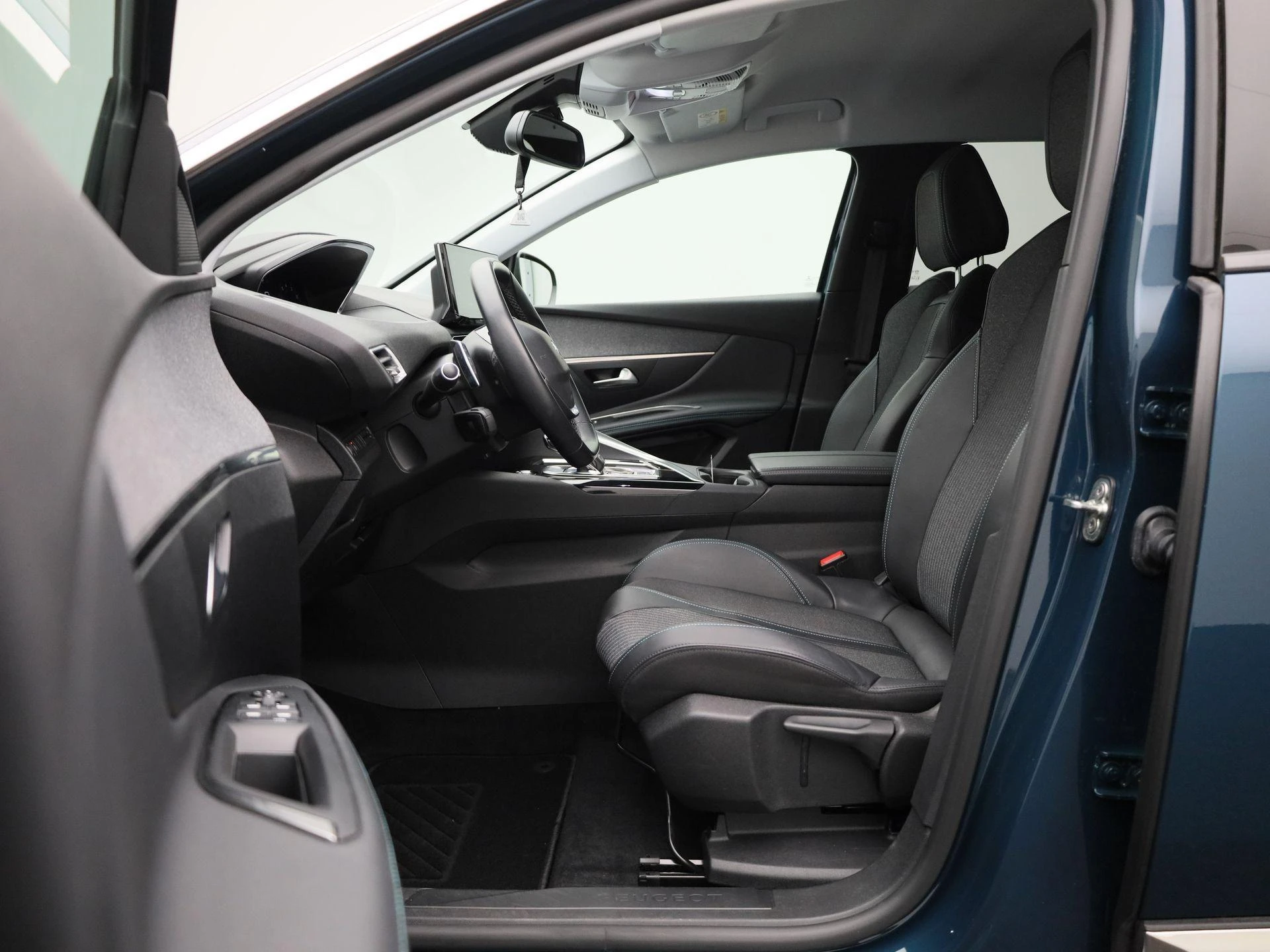Peugeot-3008-image-10