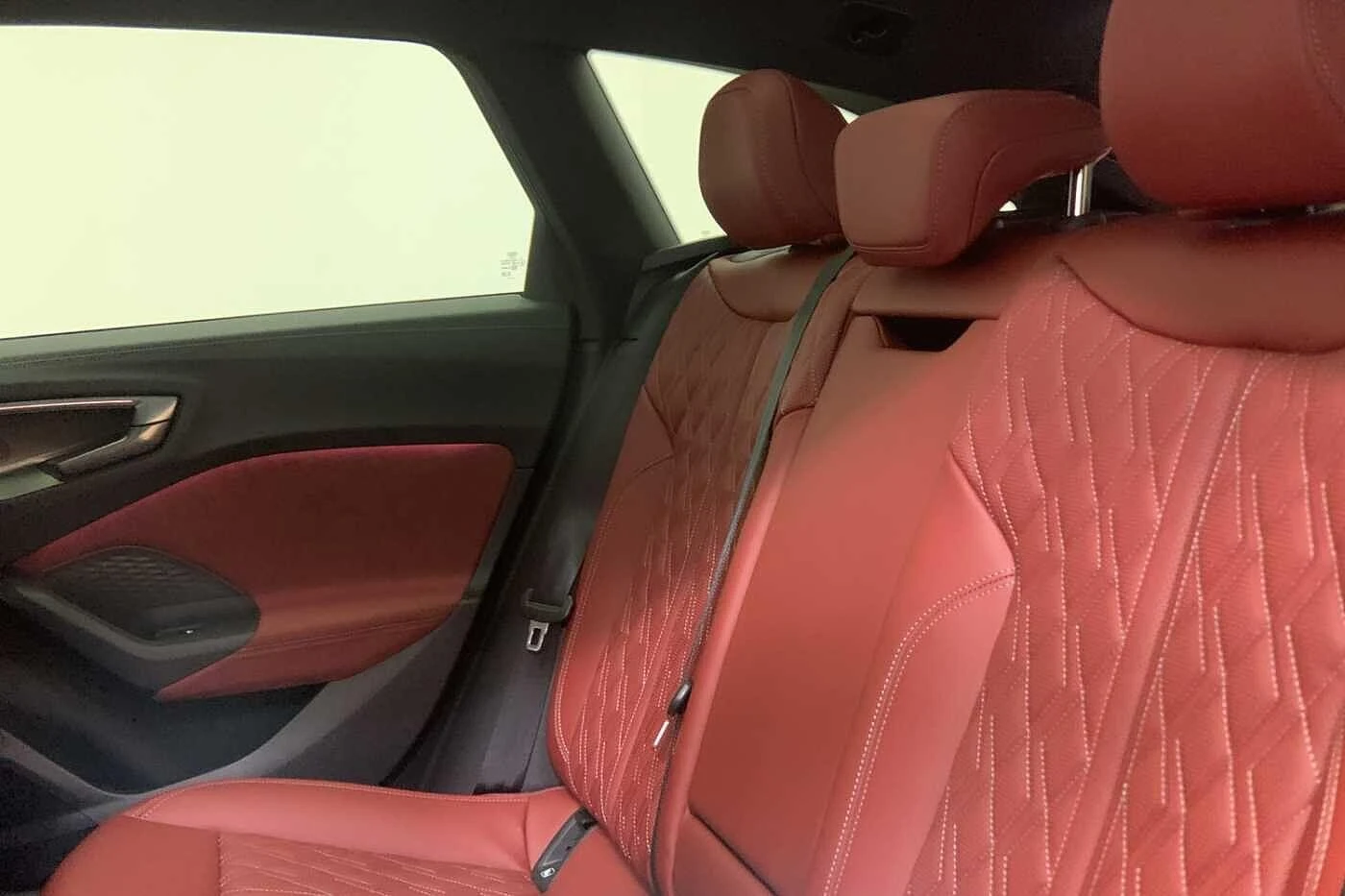 Audi-S5-image-9