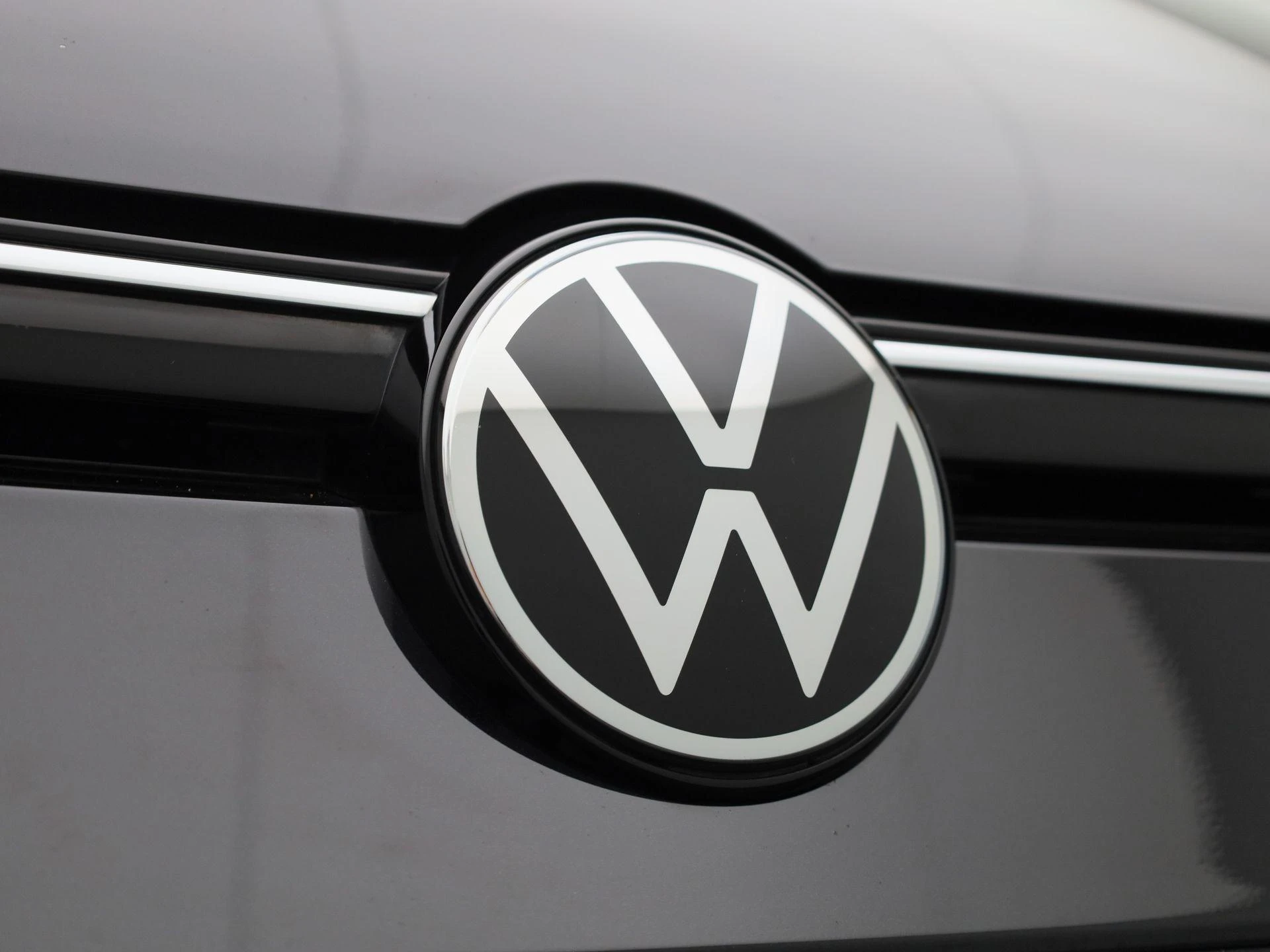 Volkswagen-Golf-image-36