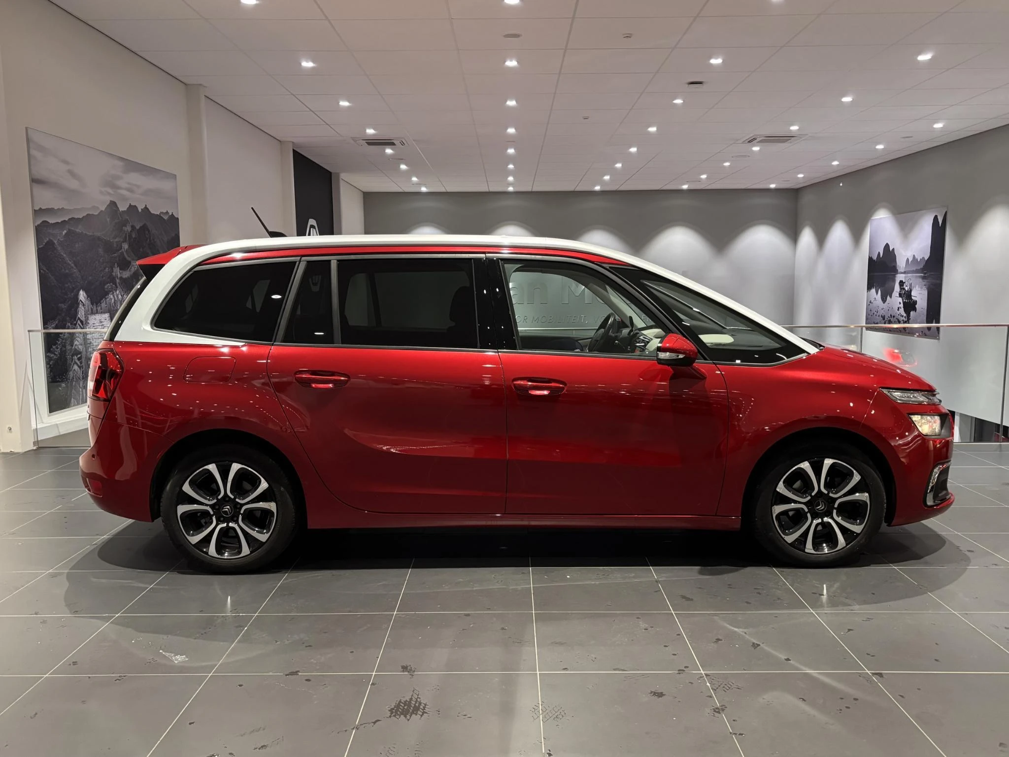 Citroën-C4grand Spacetourer-image-3
