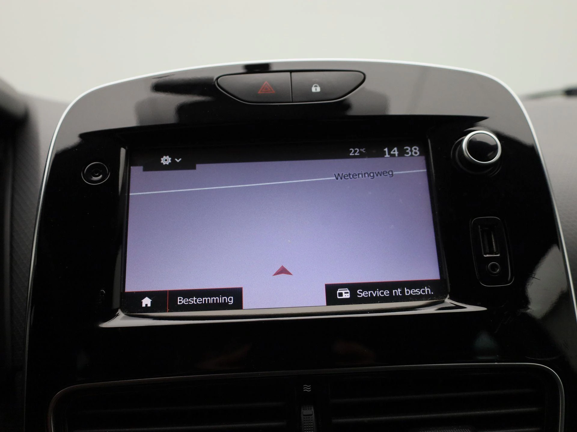 Renault-Clio-image-15