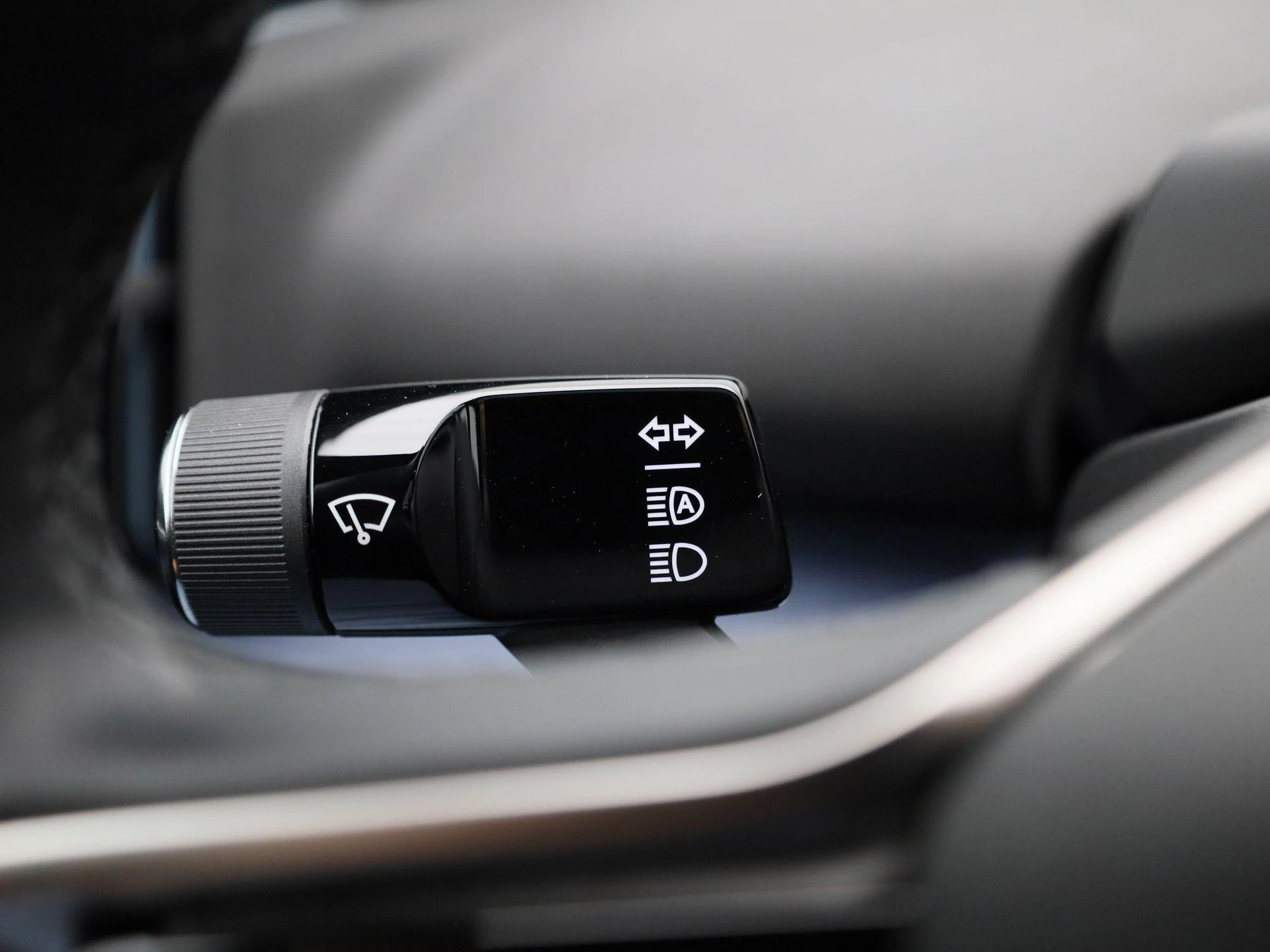 Volvo-EX30-image-26