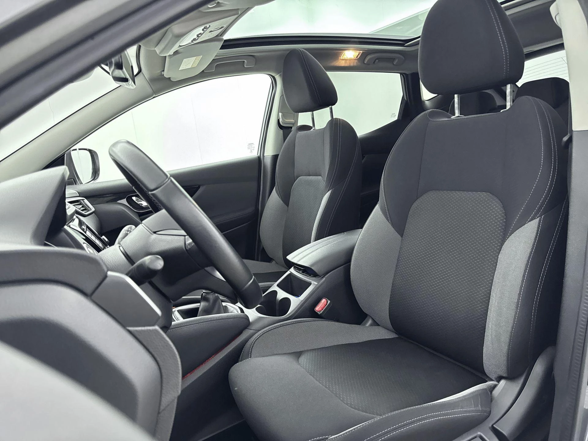 Nissan-QASHQAI-image-10