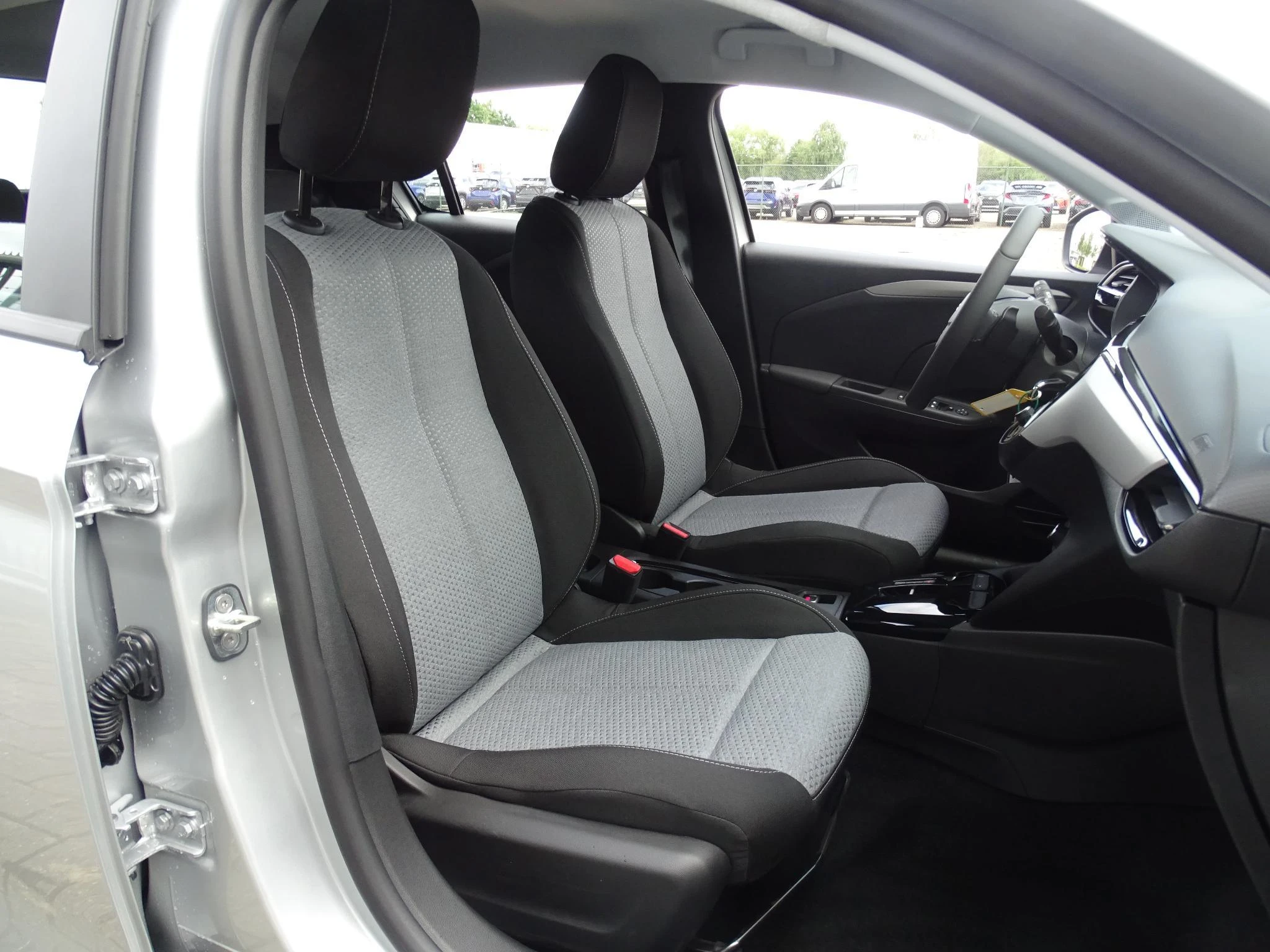 Opel-Corsa-image-11