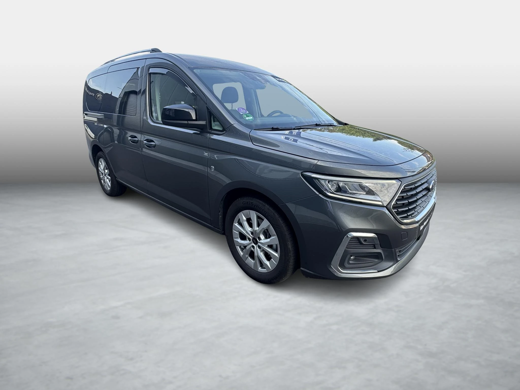 Ford-Tourneo Connect-image-8