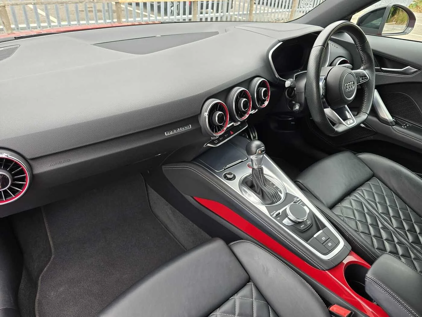 Audi-TT-image-1