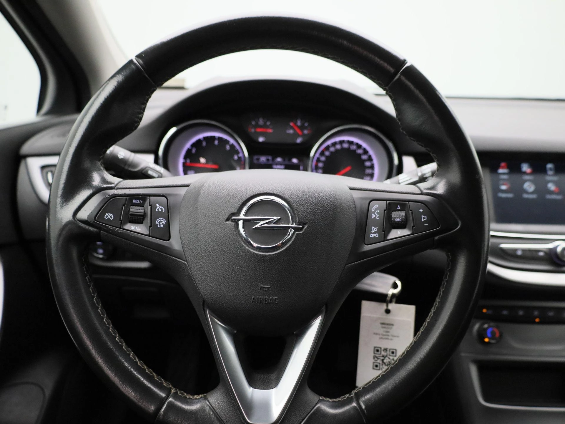 Opel-Astra-image-2