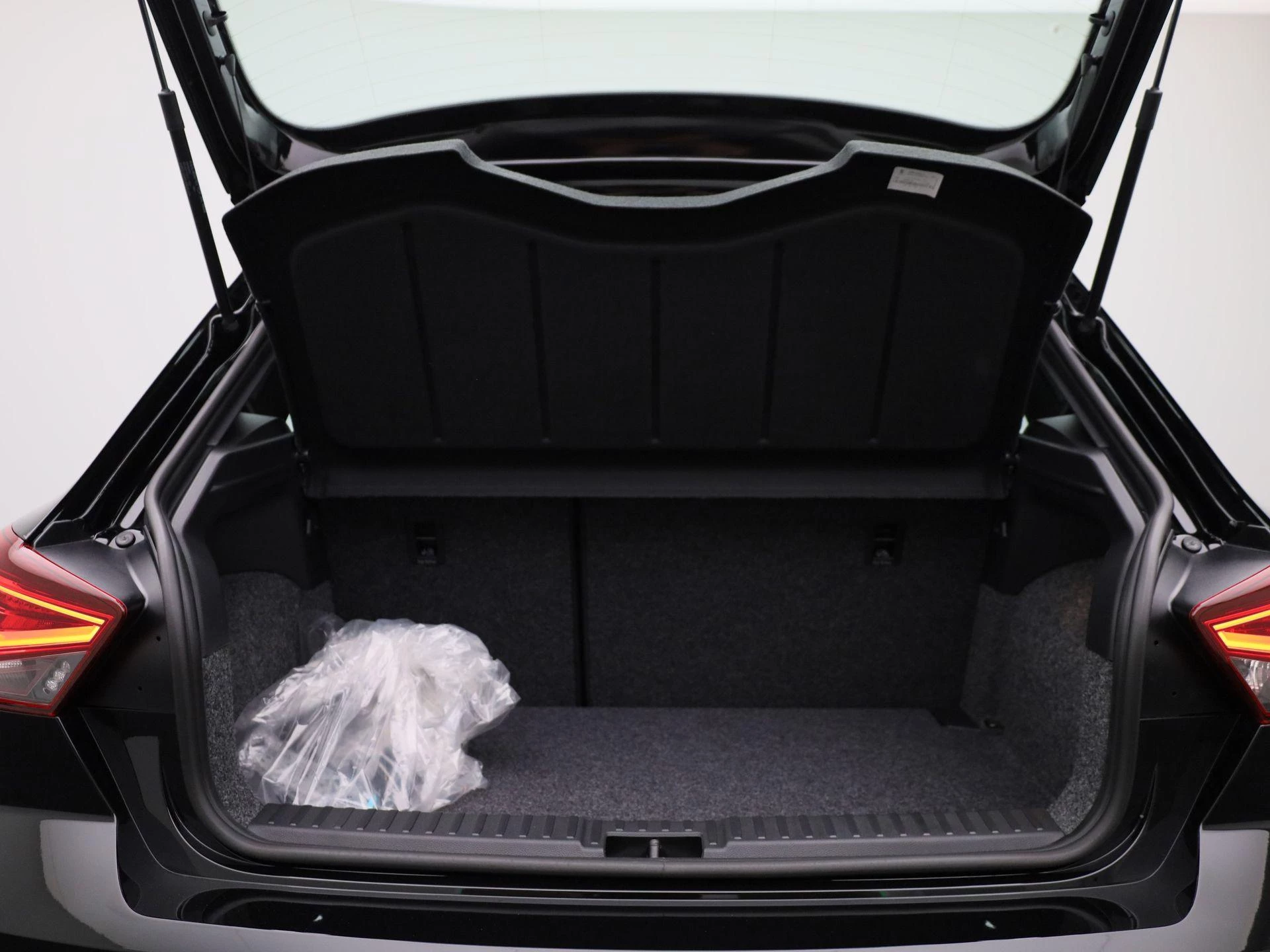 SEAT-Ibiza-image-16