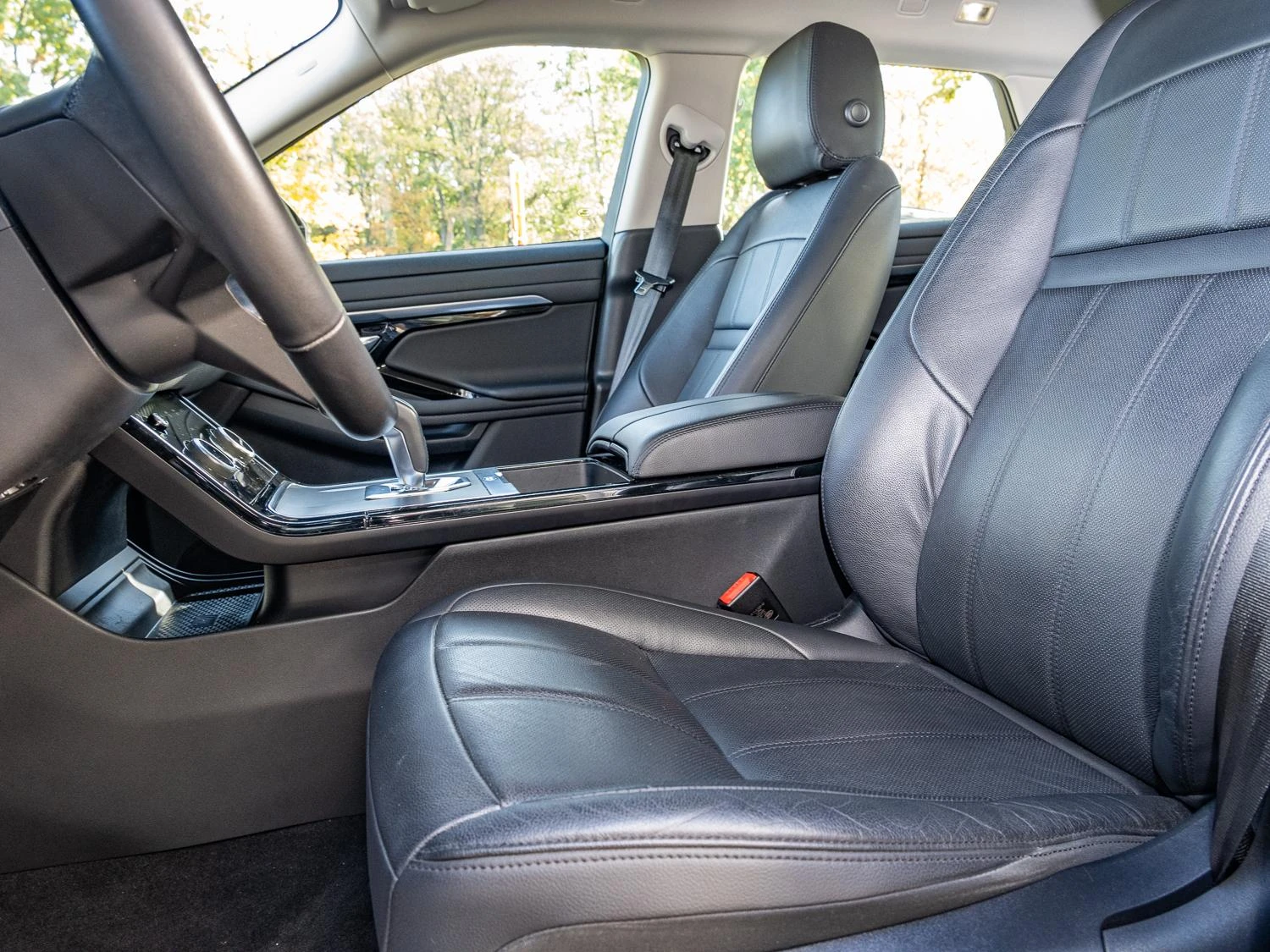 Land Rover-Range Rover Evoque-image-13