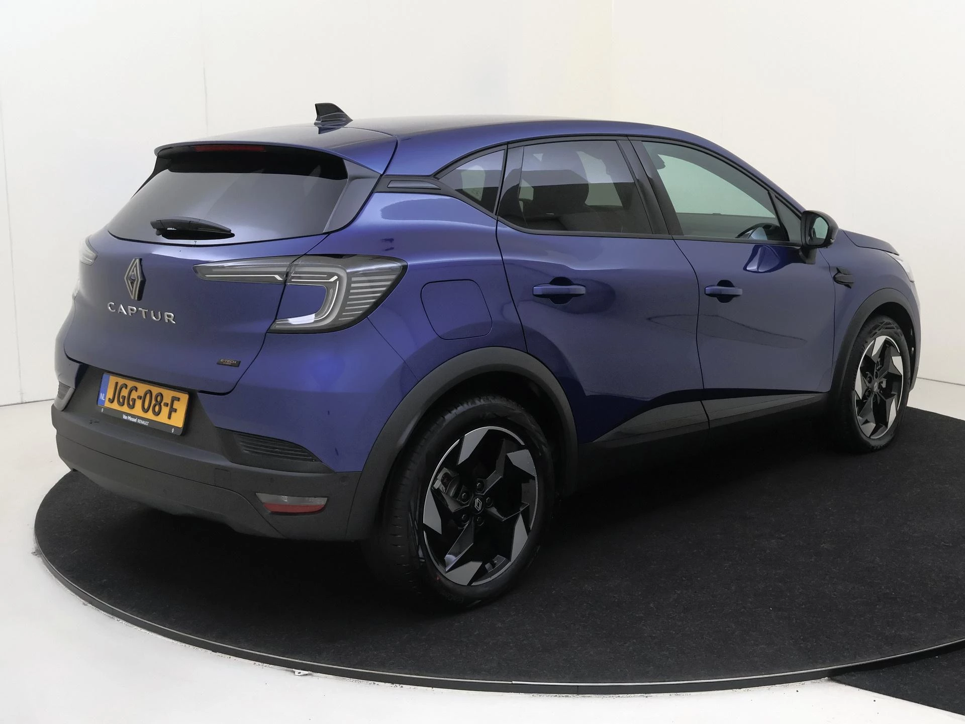 Renault-Captur-image-3