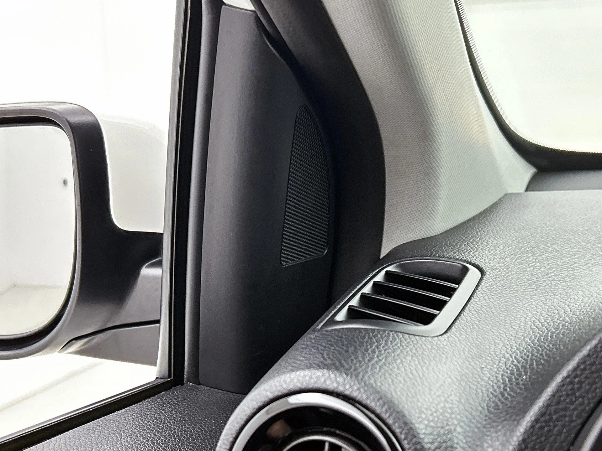 Kia-Picanto-image-11
