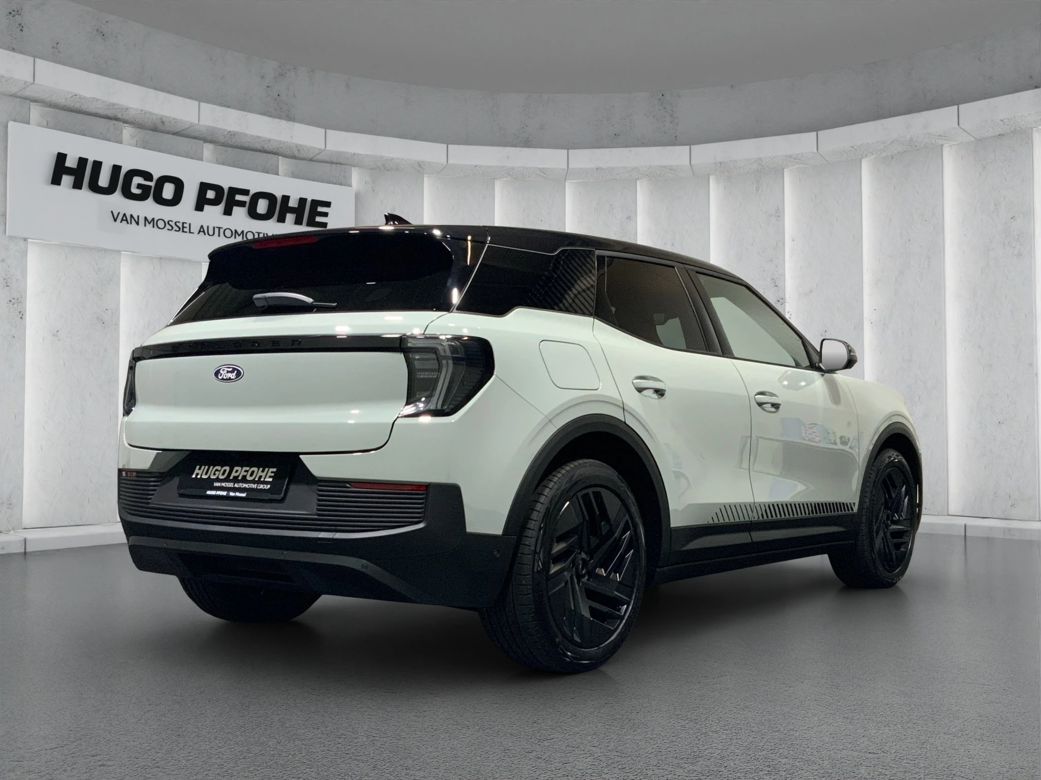 Ford Explorer Collection Extended Range 79kWh RWD Sports Utility Vehicle. 210 kW. 5-türig. MJ 2026.75