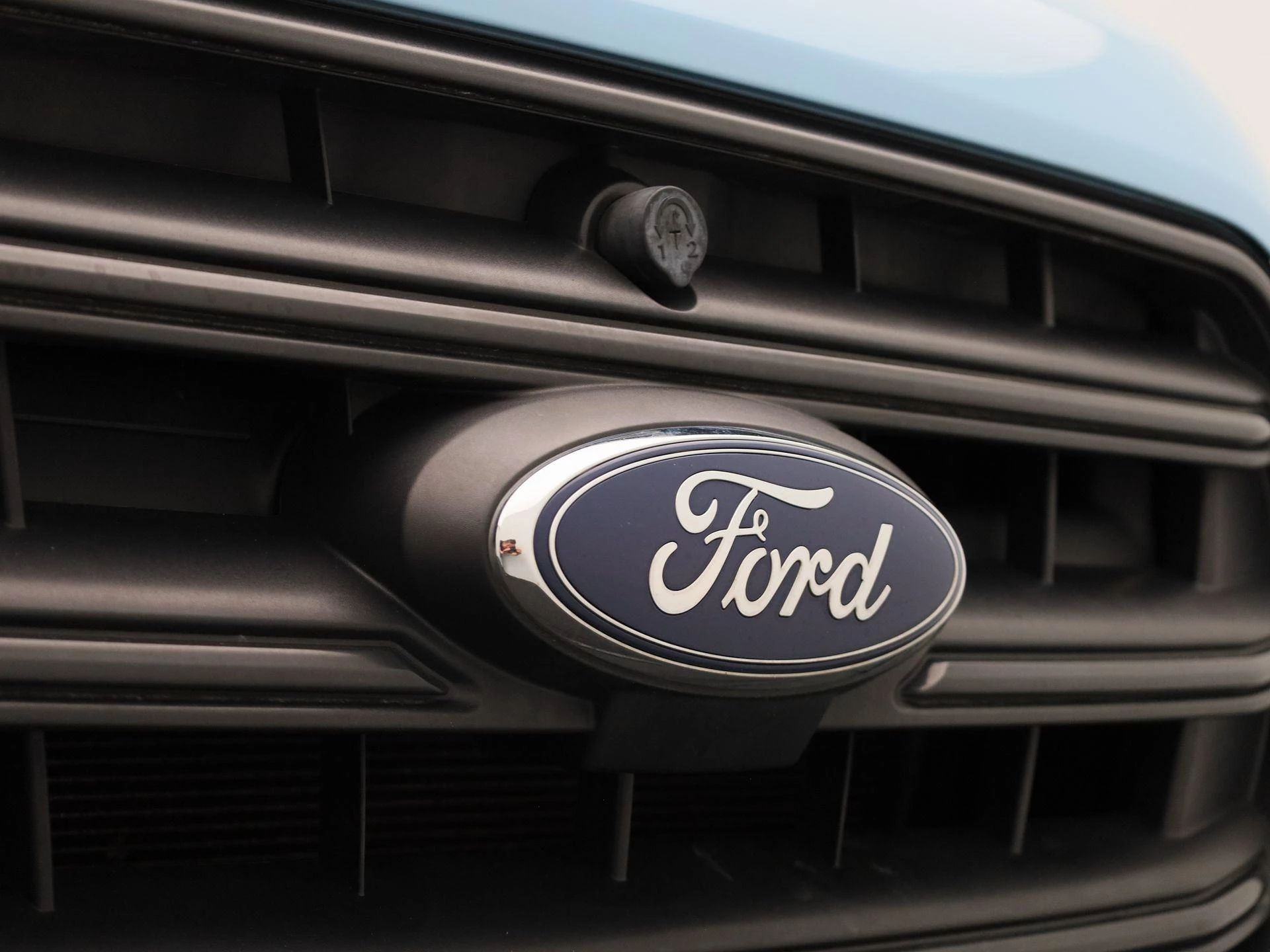 Ford Transit 350L 2.0TD 130pk 96kW M6 Trend